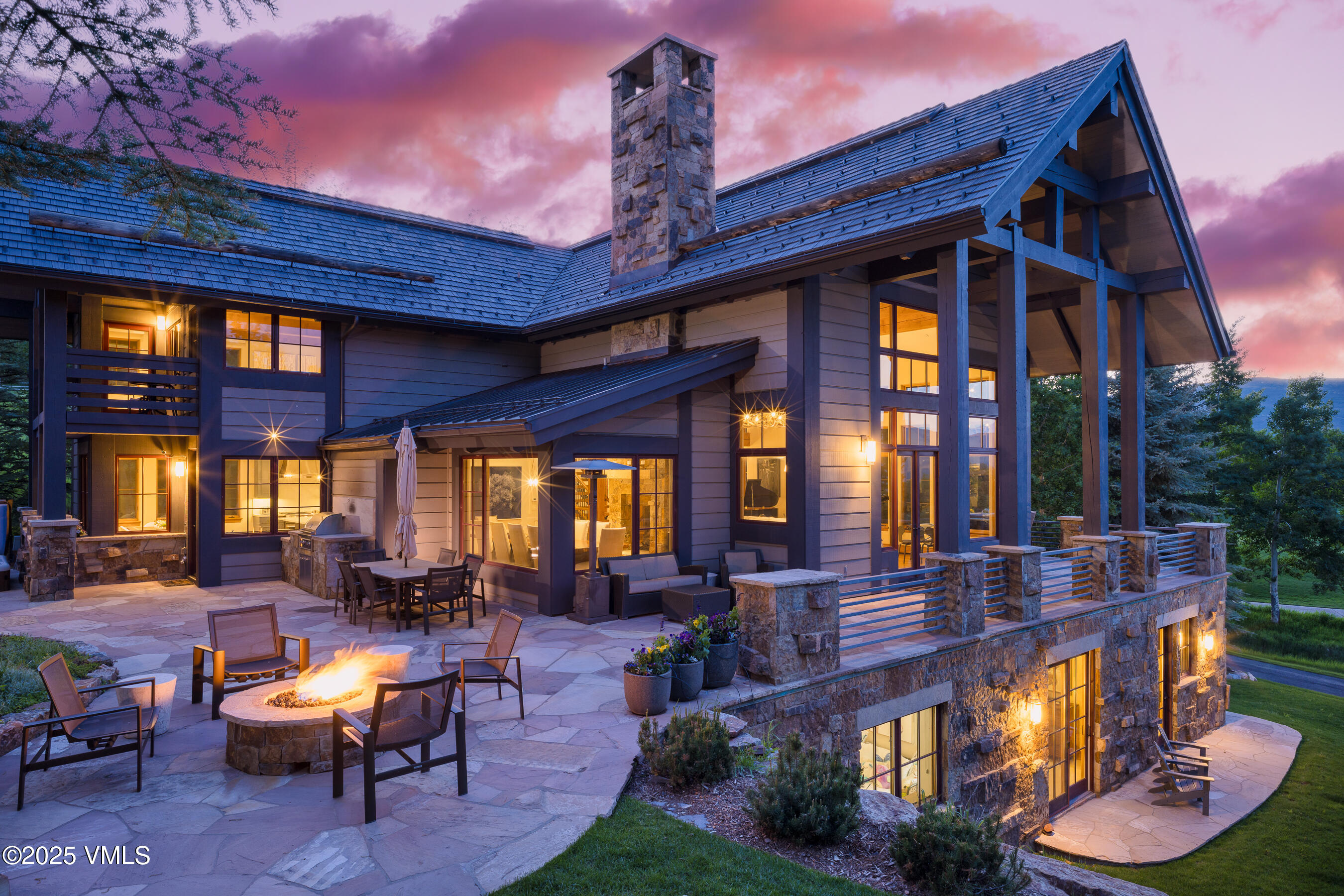25 Stag Gulch Ct