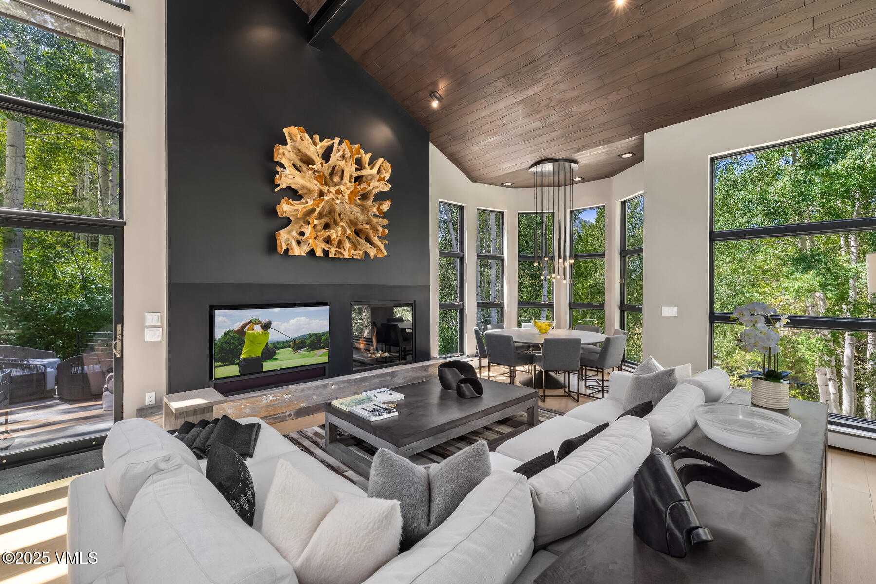 327 Rockledge Road W