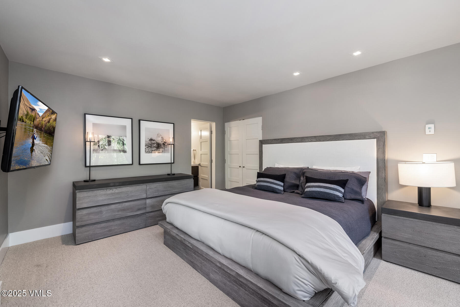 327 Rockledge Road W