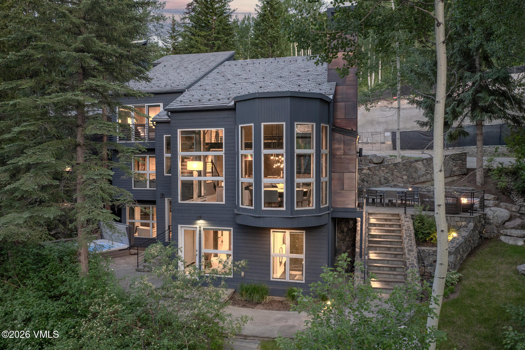 327 Rockledge Road W