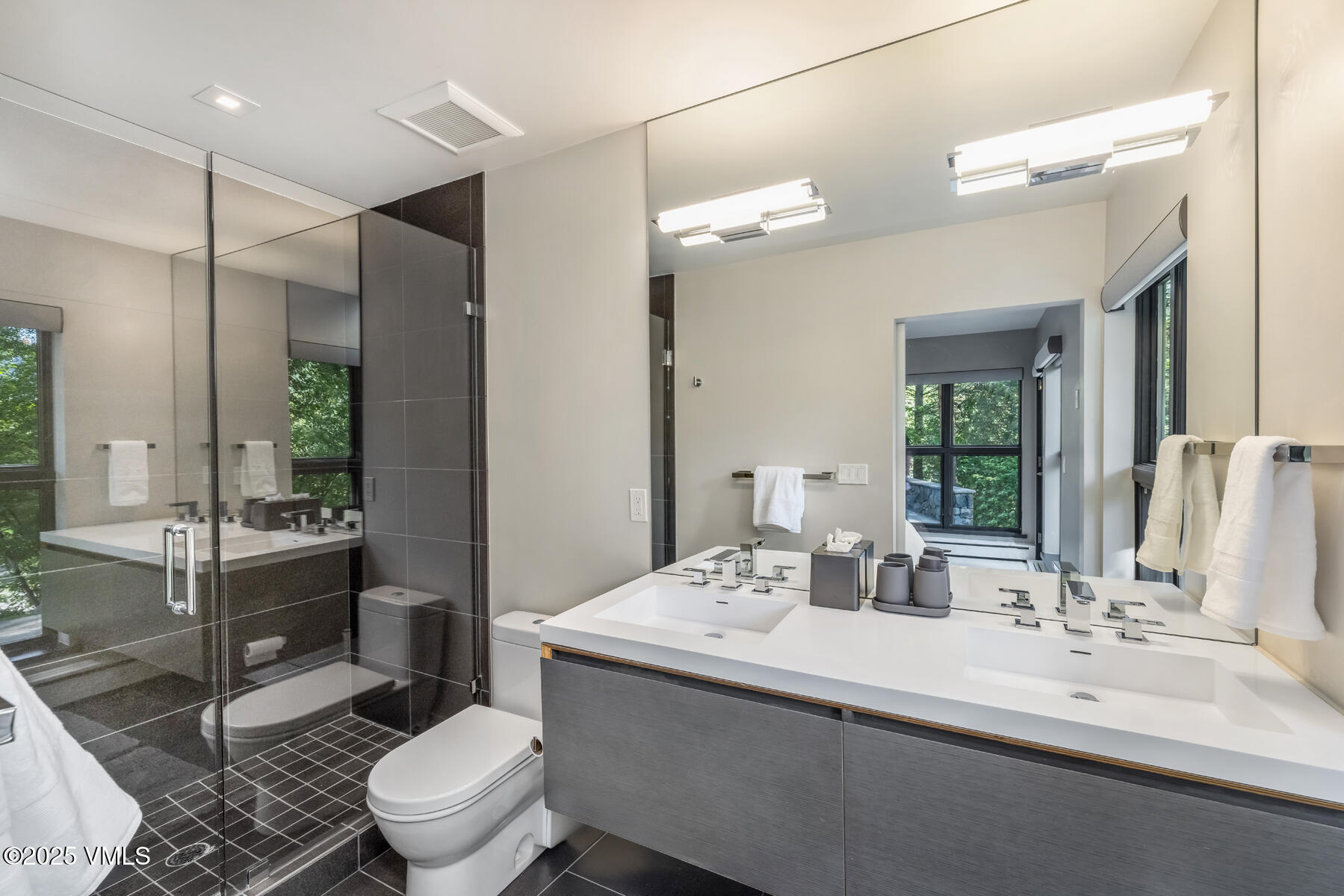 327 Rockledge Road W