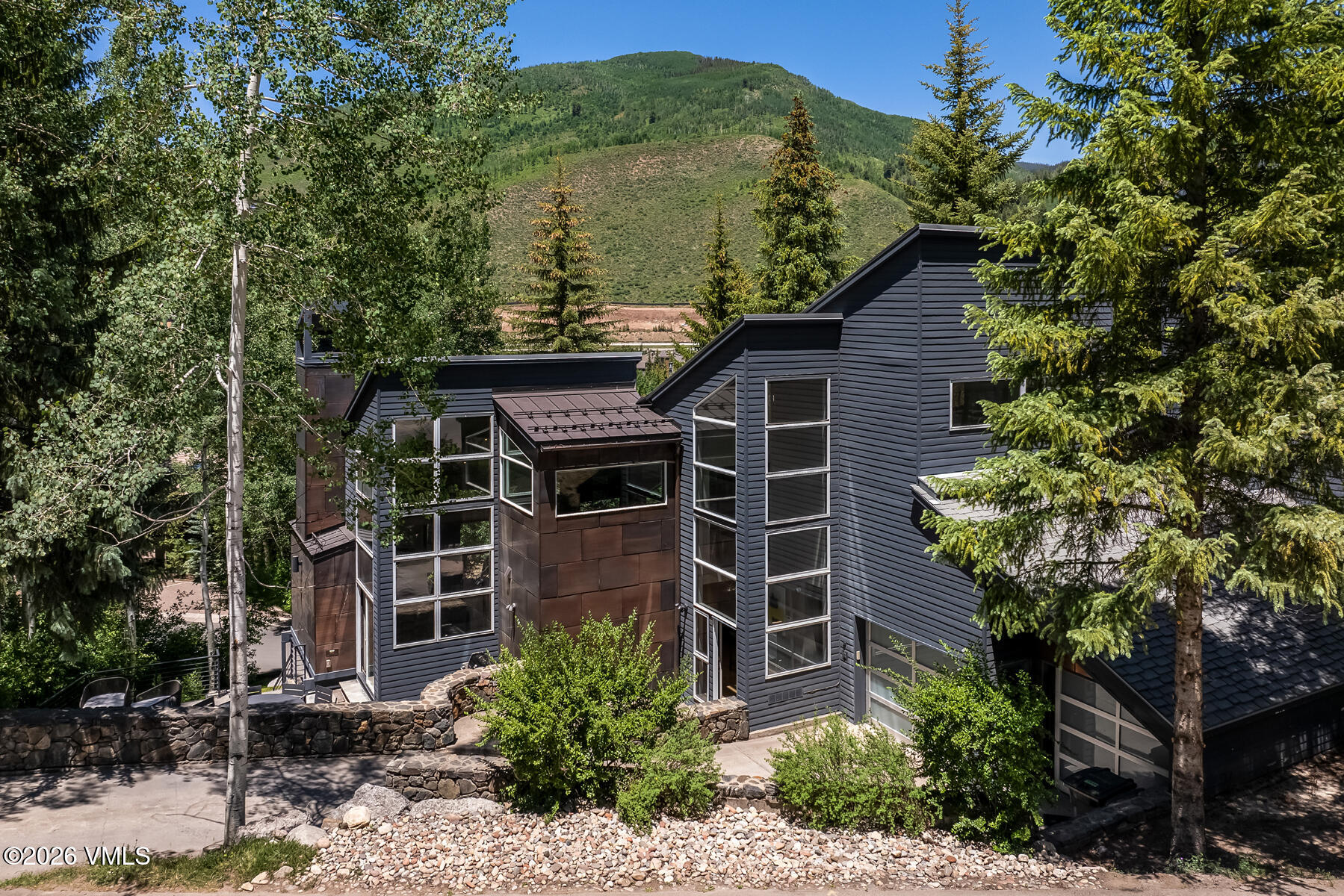 327 Rockledge Road W