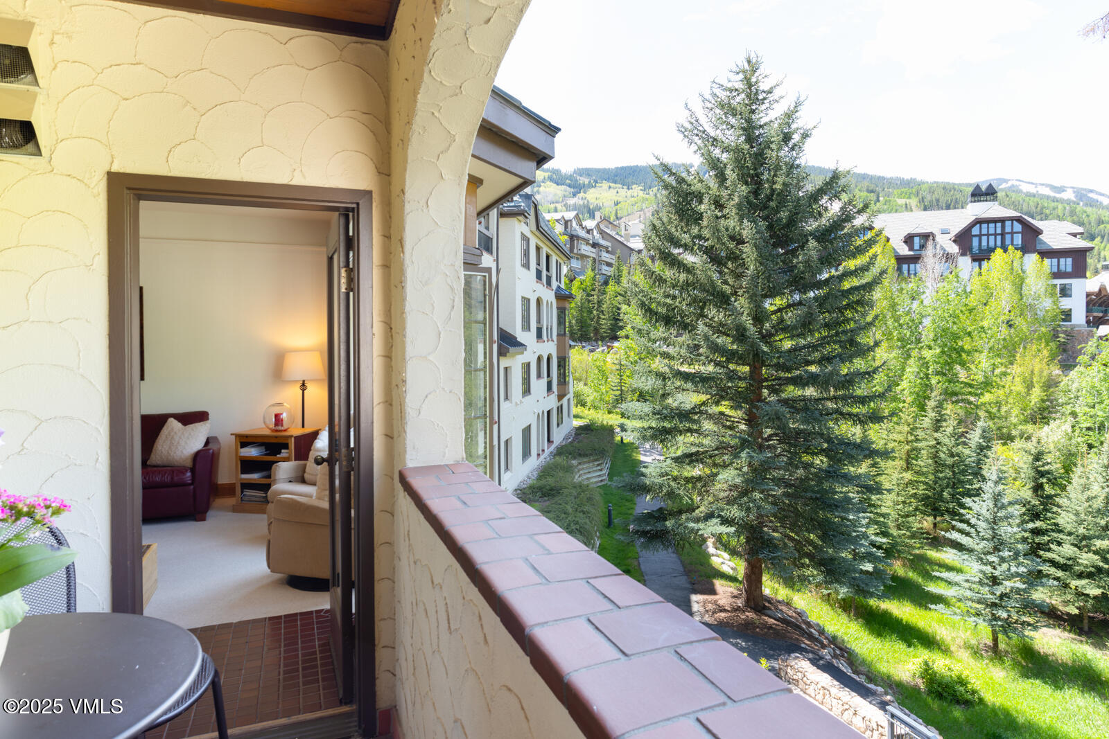 120 Offerson Road, 2320