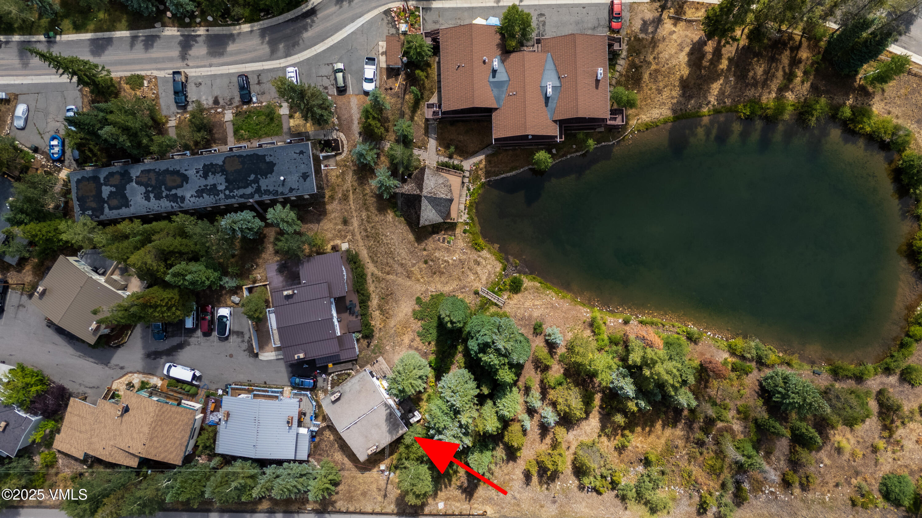 4200 Columbine Way, 1