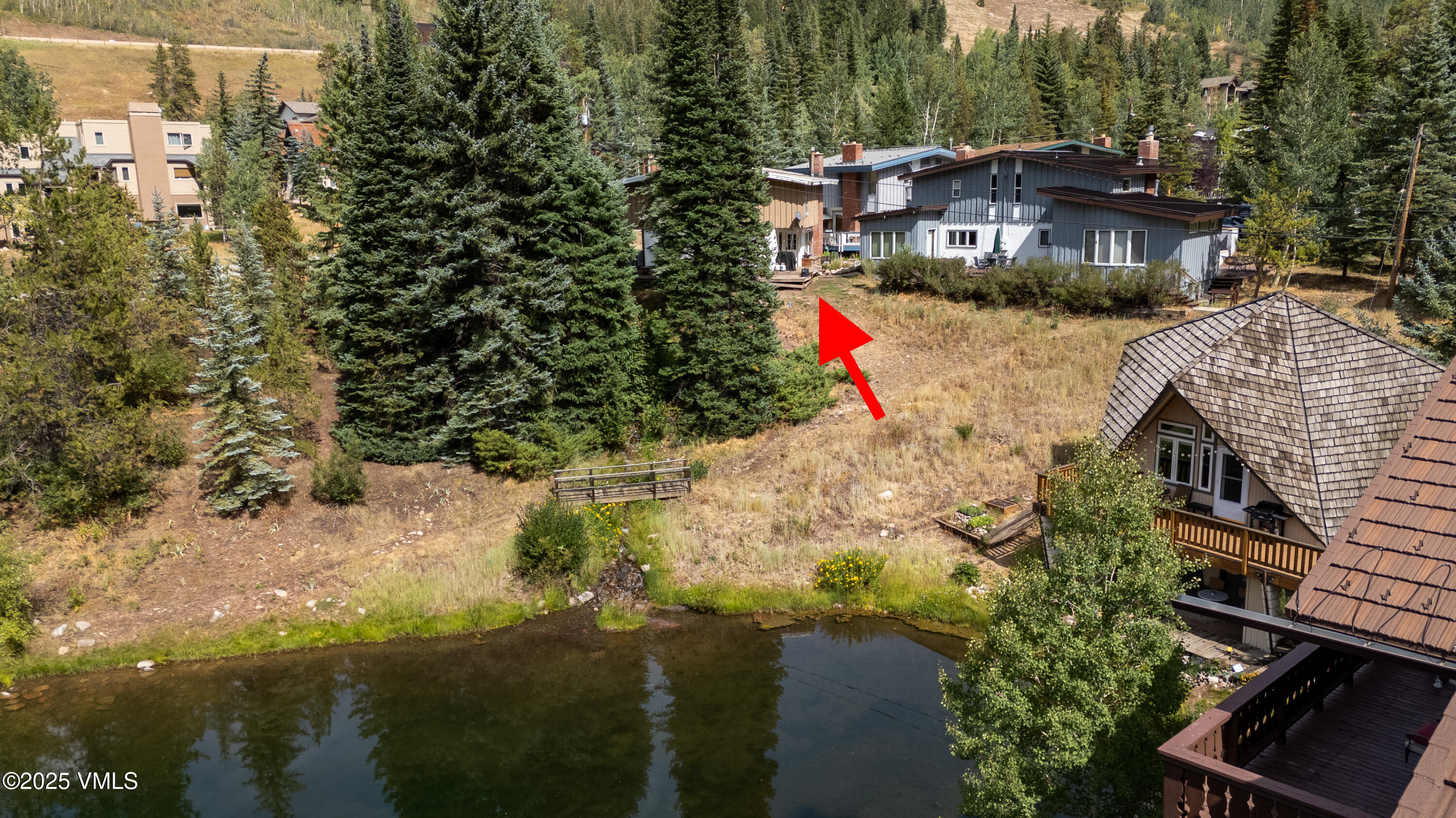 4200 Columbine Way, 2