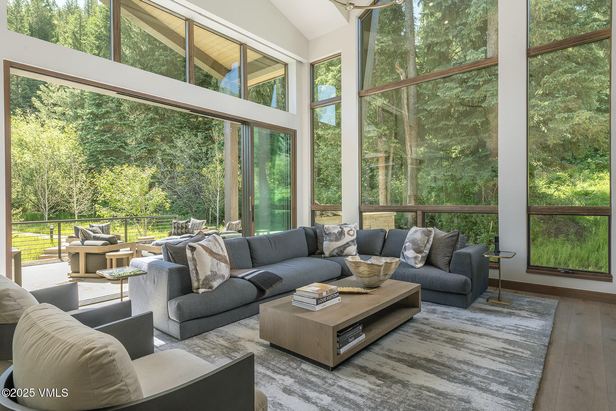 187 Elk Track Road
