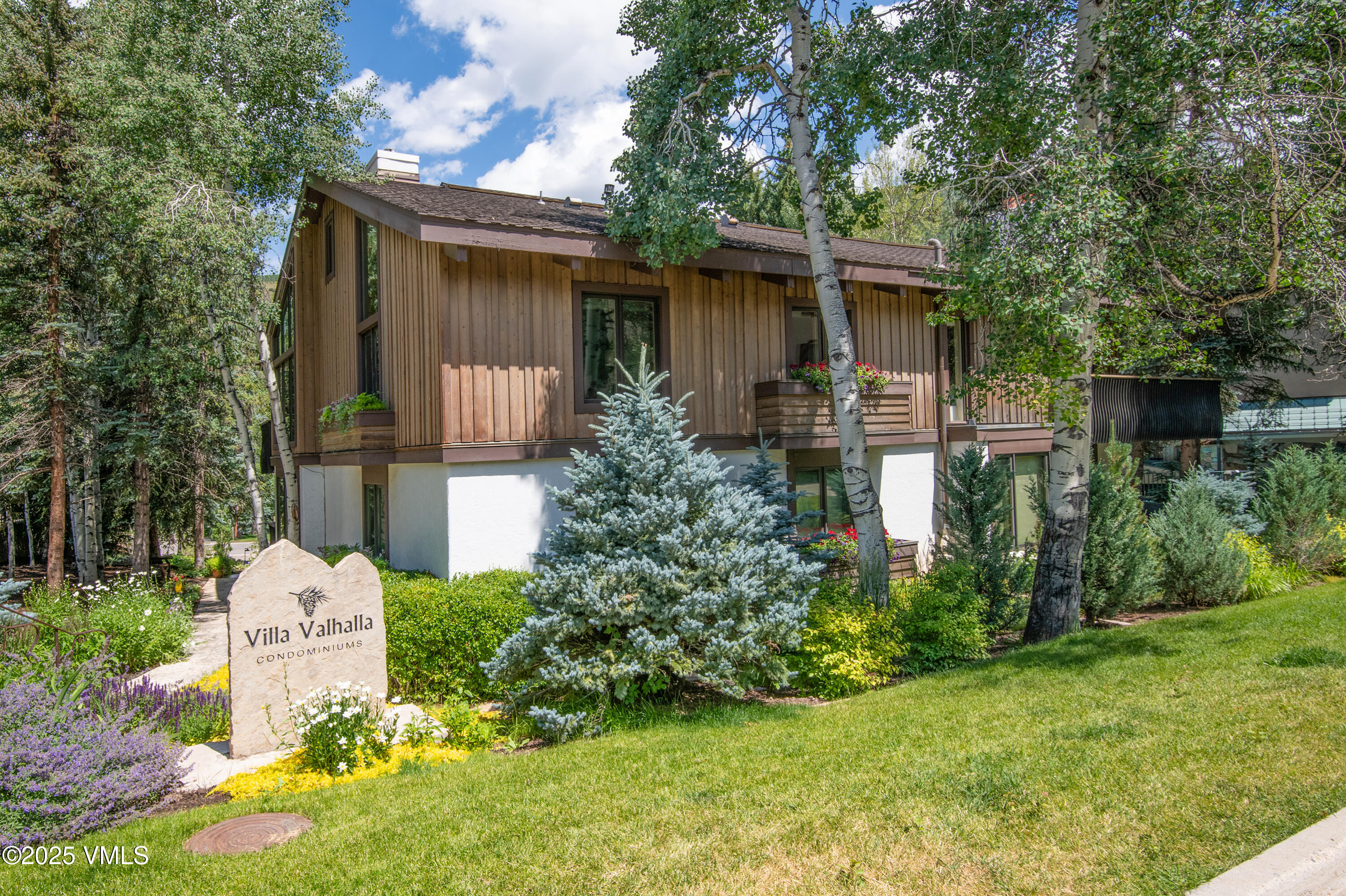 384 Gore Creek, 8