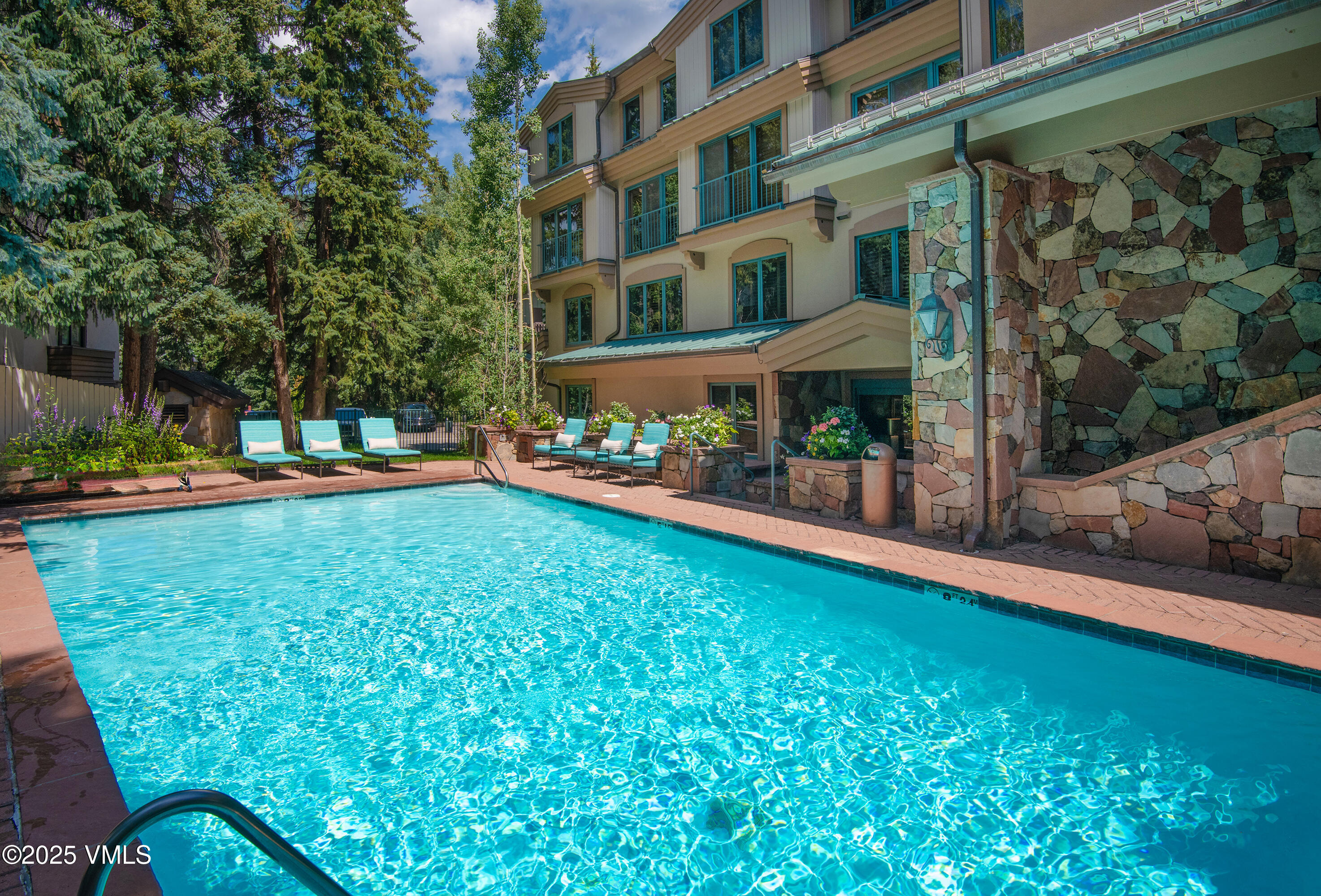 384 Gore Creek, 8