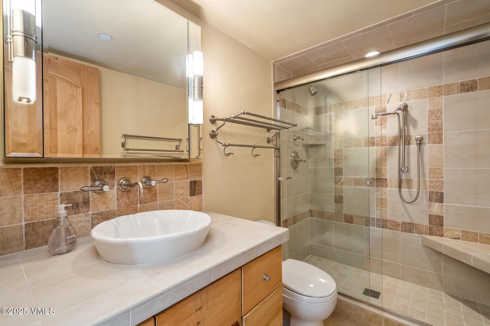 120 Willow Bridge Road, 3G 3G