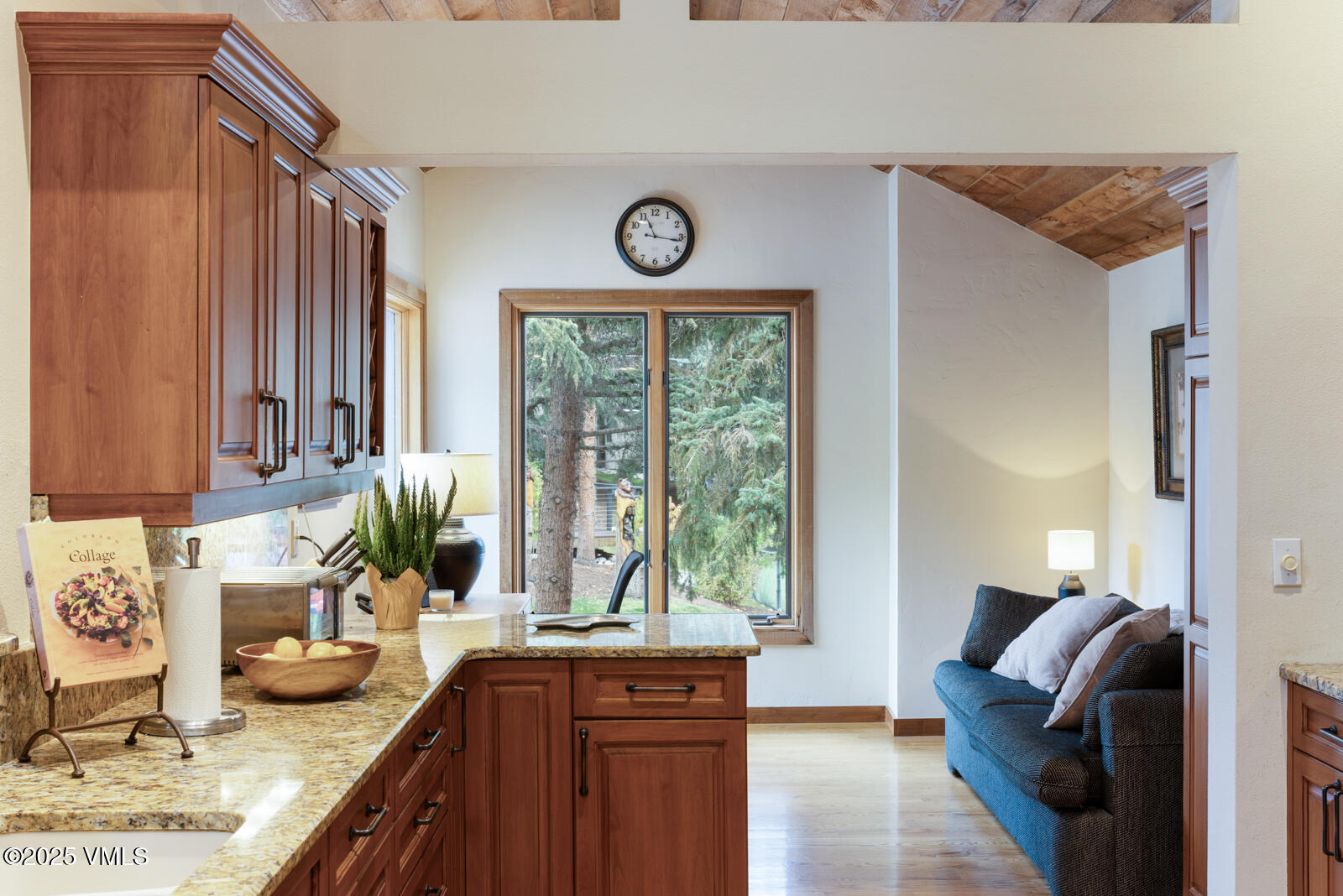 114 Willis Place, 90