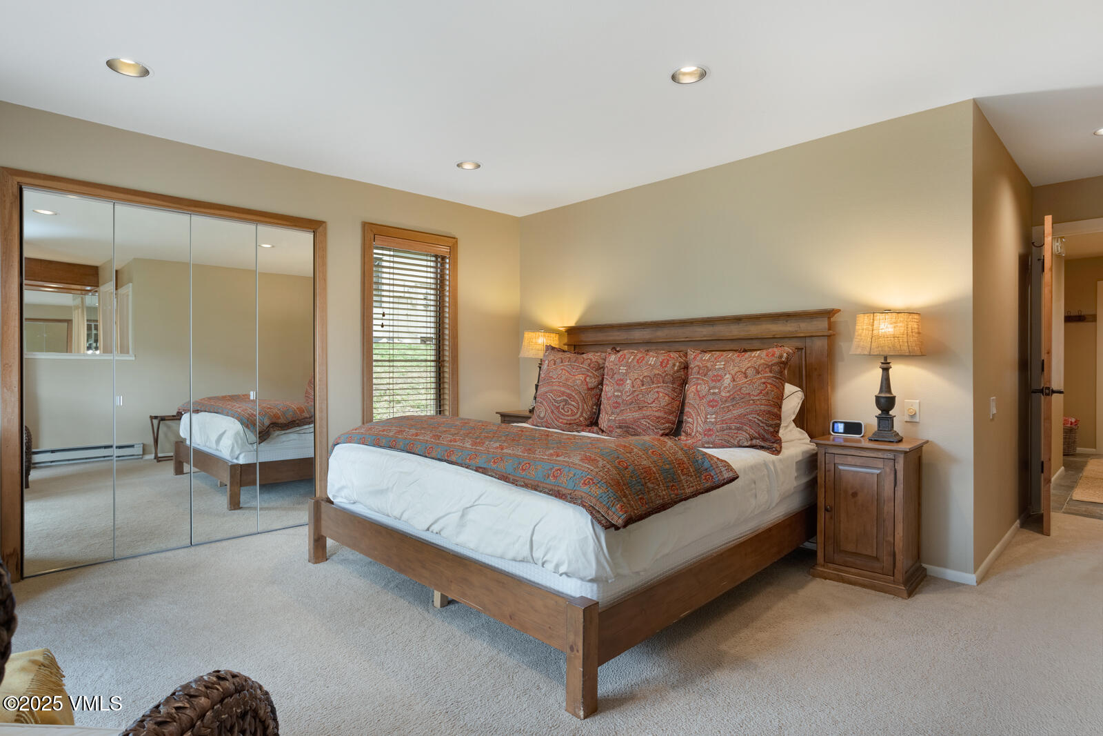 114 Willis Place, 90