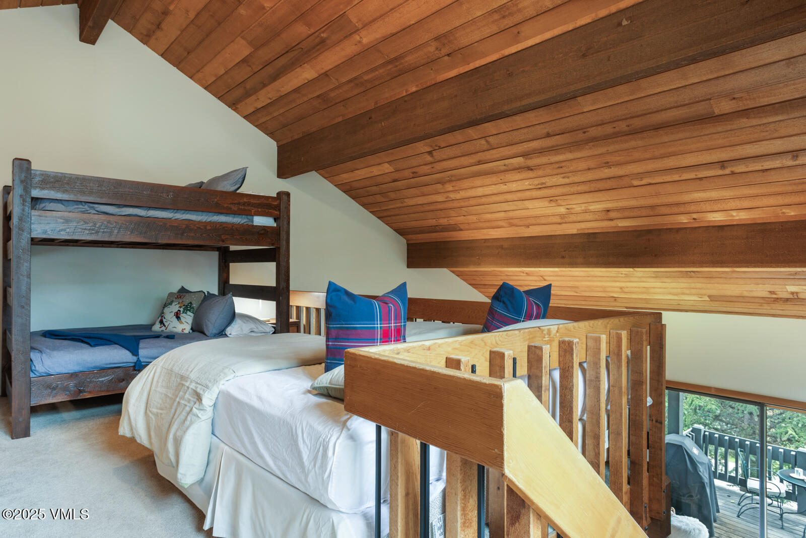 114 Willis Place, 90