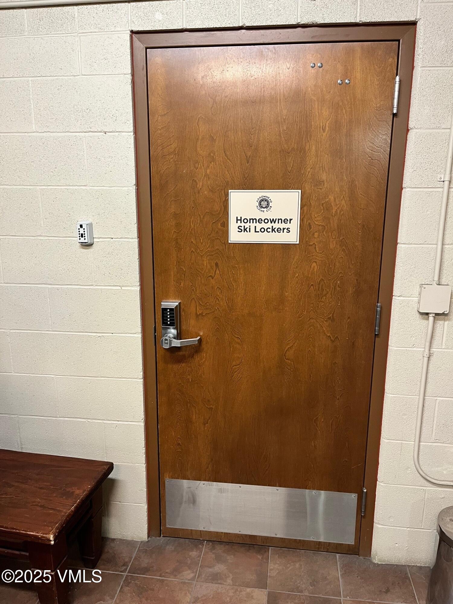 160 Cresta Road R202