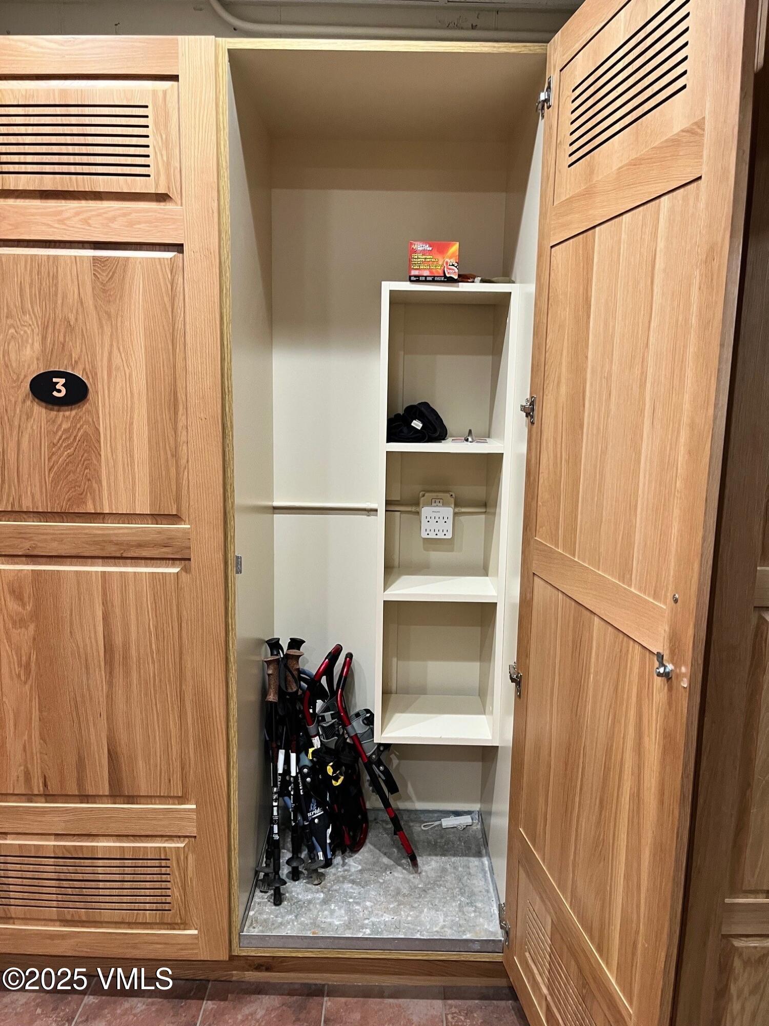 160 Cresta Road R202