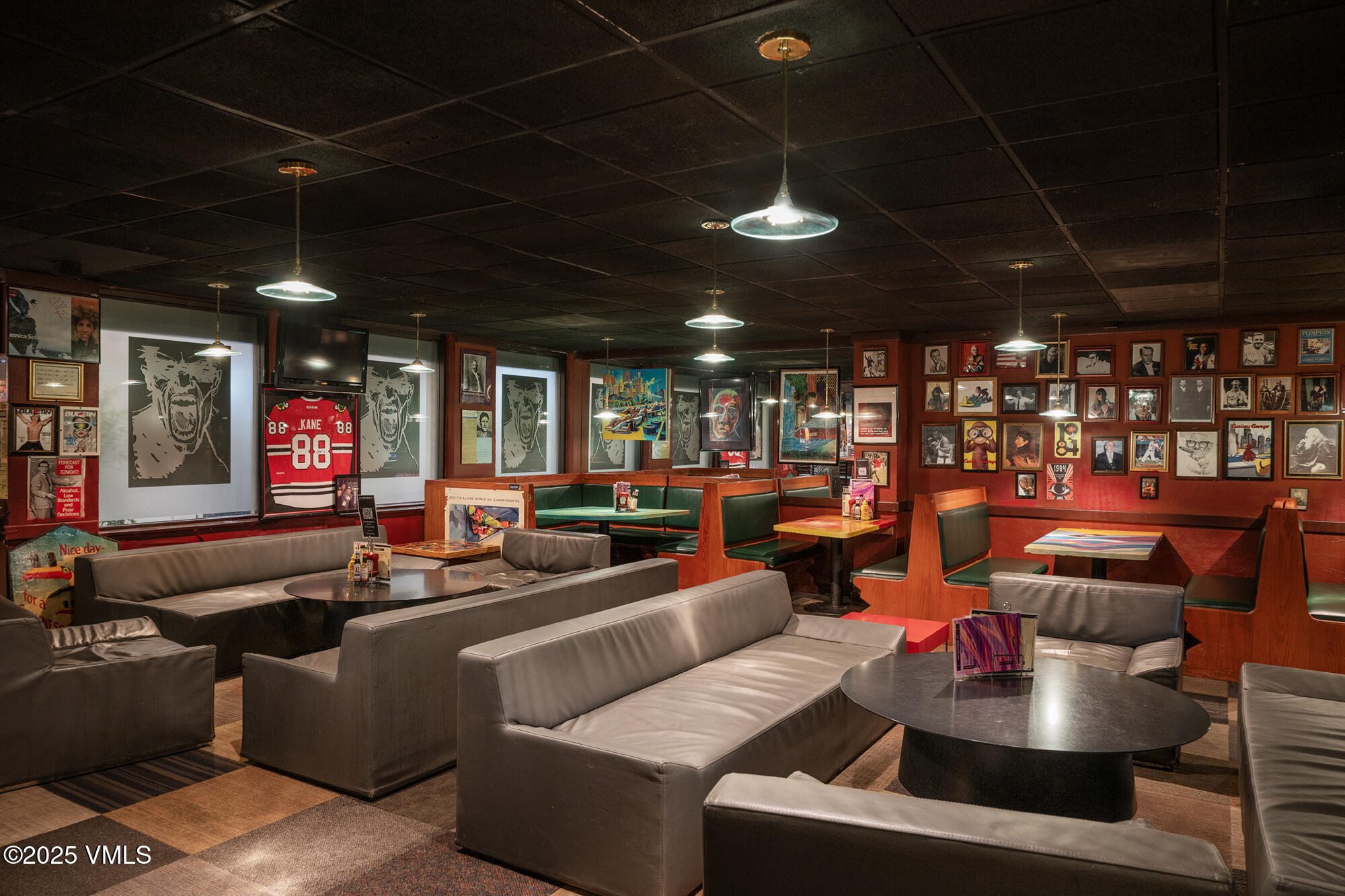 292 E Meadow Drive, 1