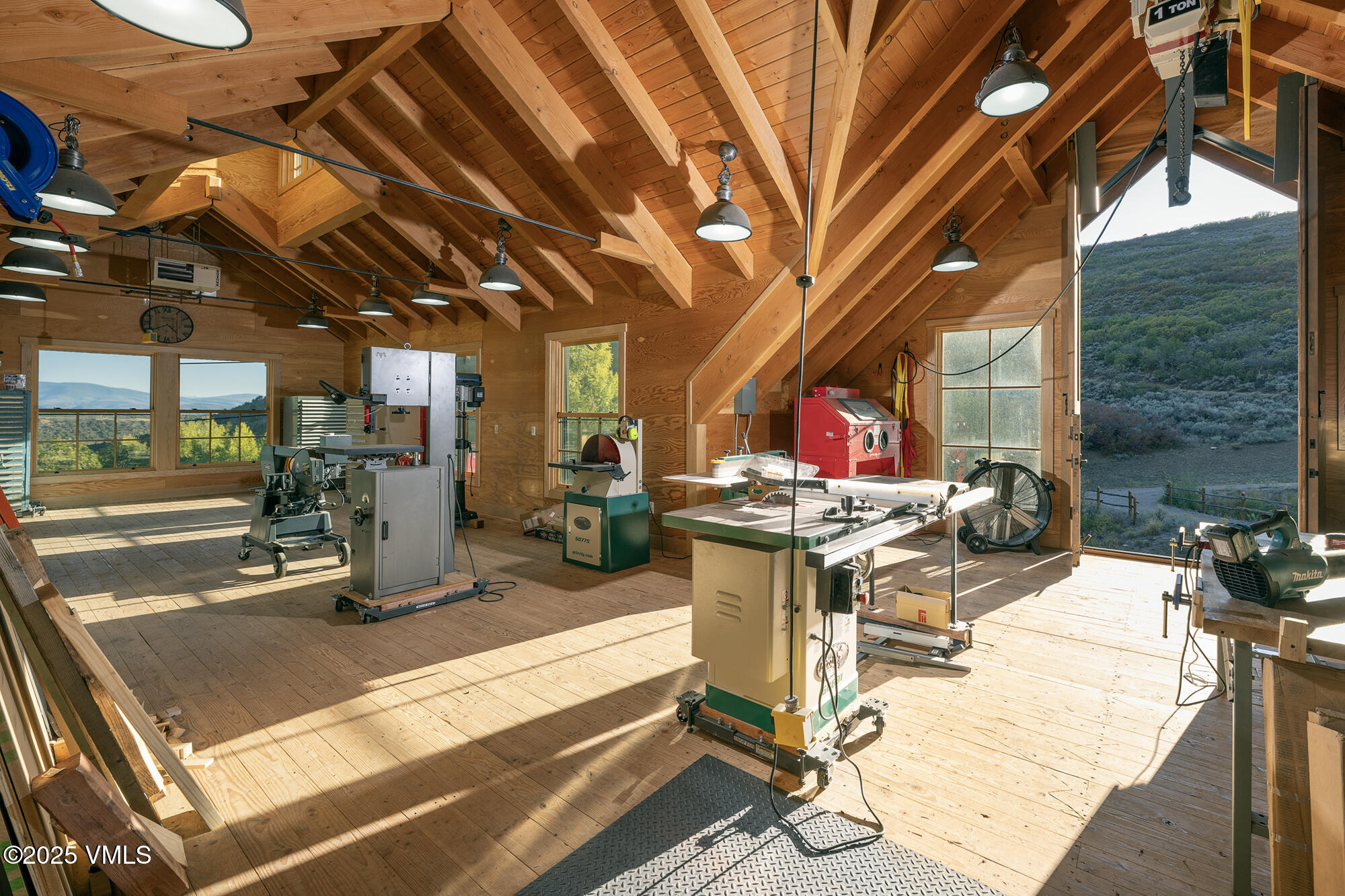 1500 W Sheep Creek Road