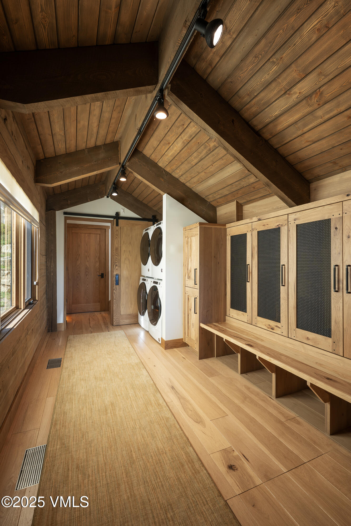 1500 W Sheep Creek Road