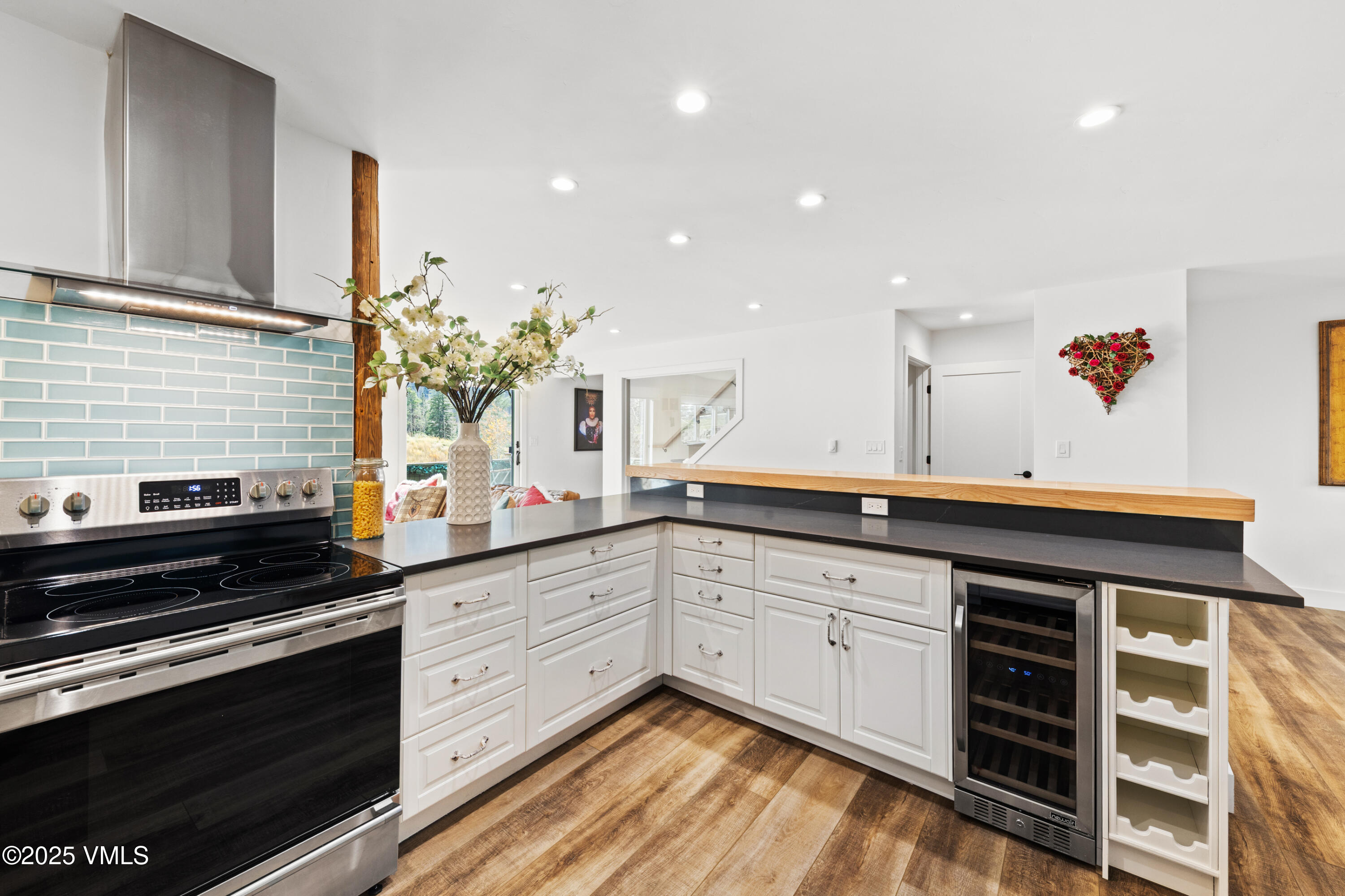 3850 Fall Line Drive, 21 21