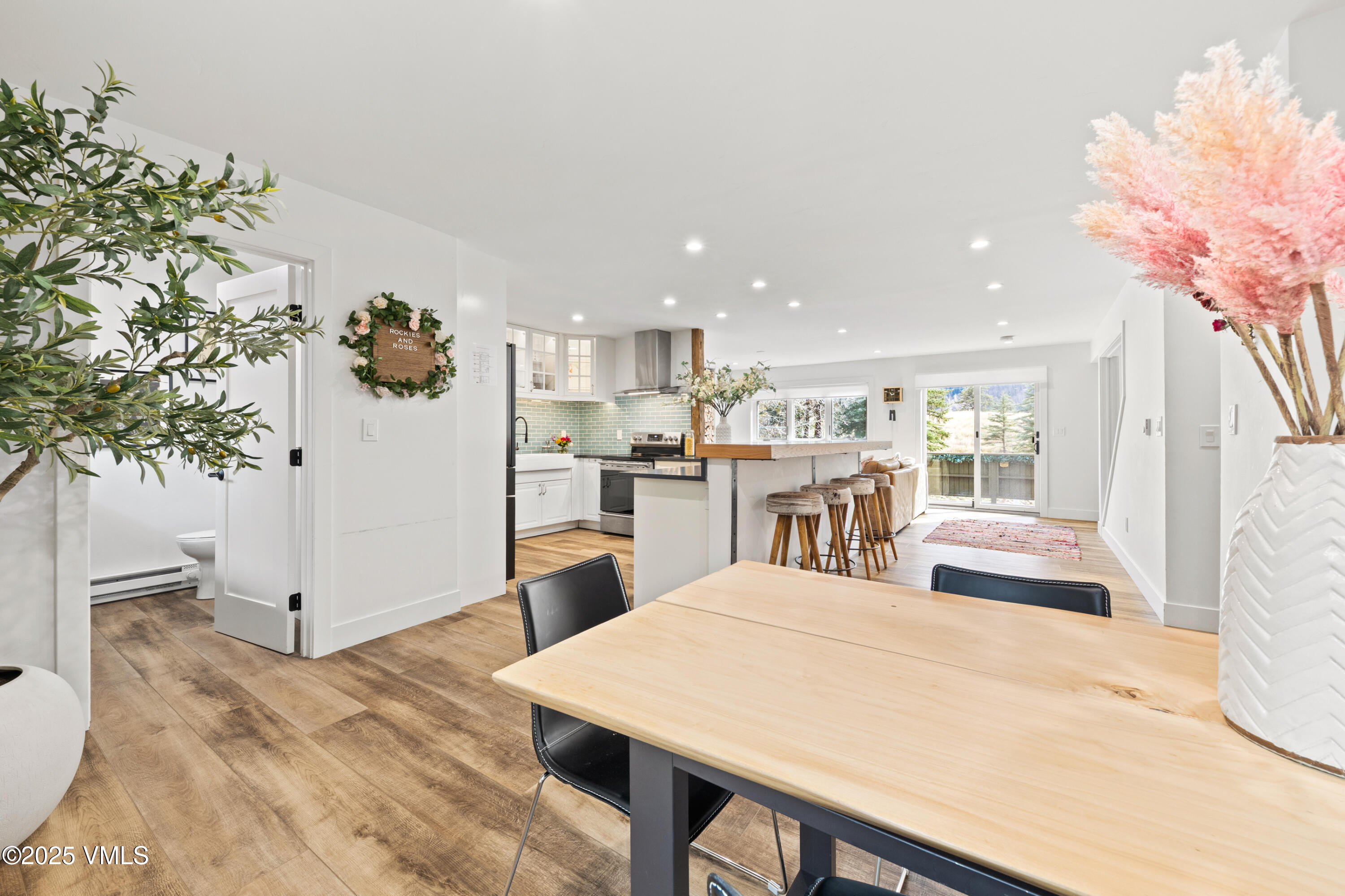 3850 Fall Line Drive, 21 21