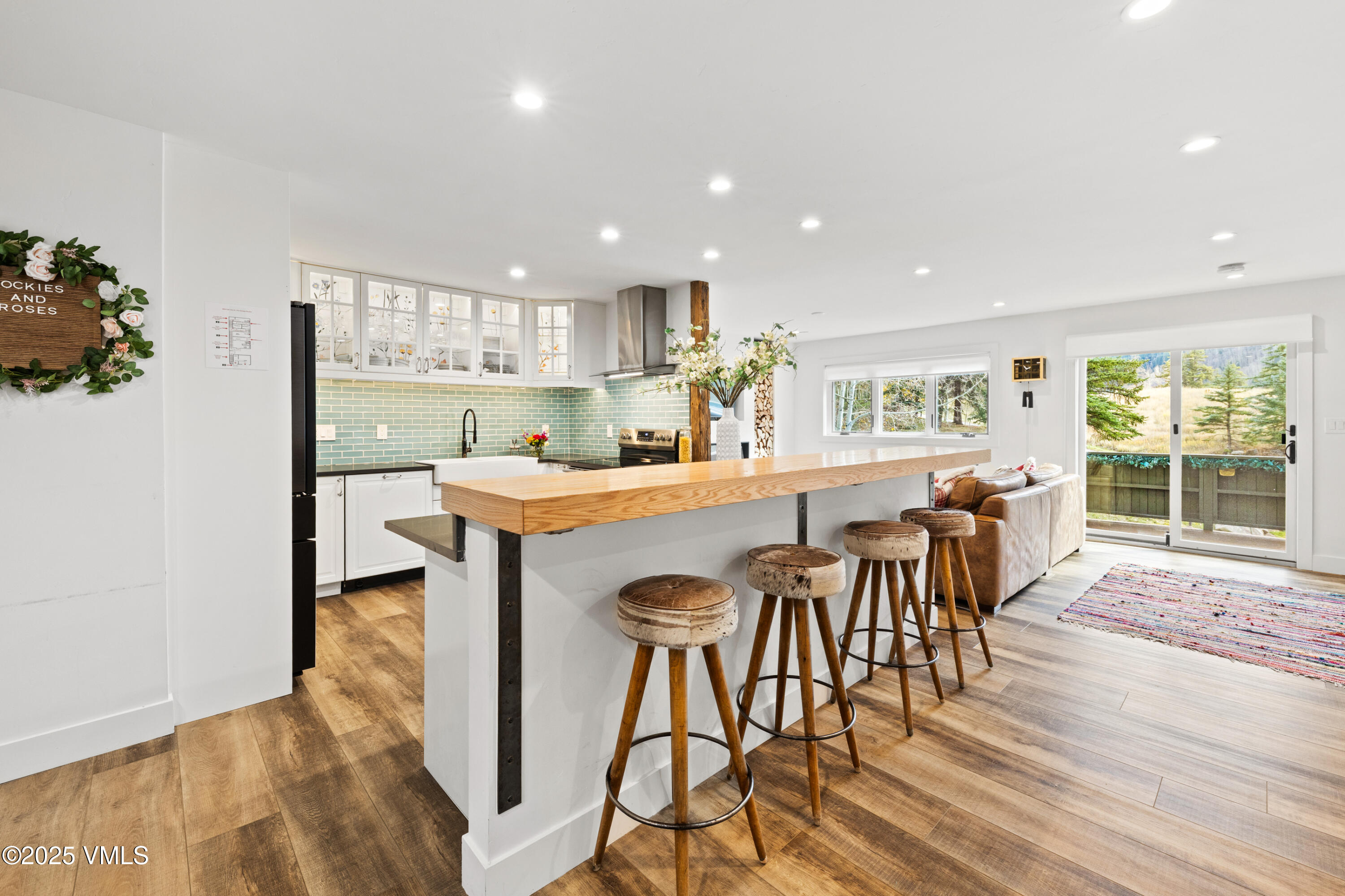 3850 Fall Line Drive, 21 21