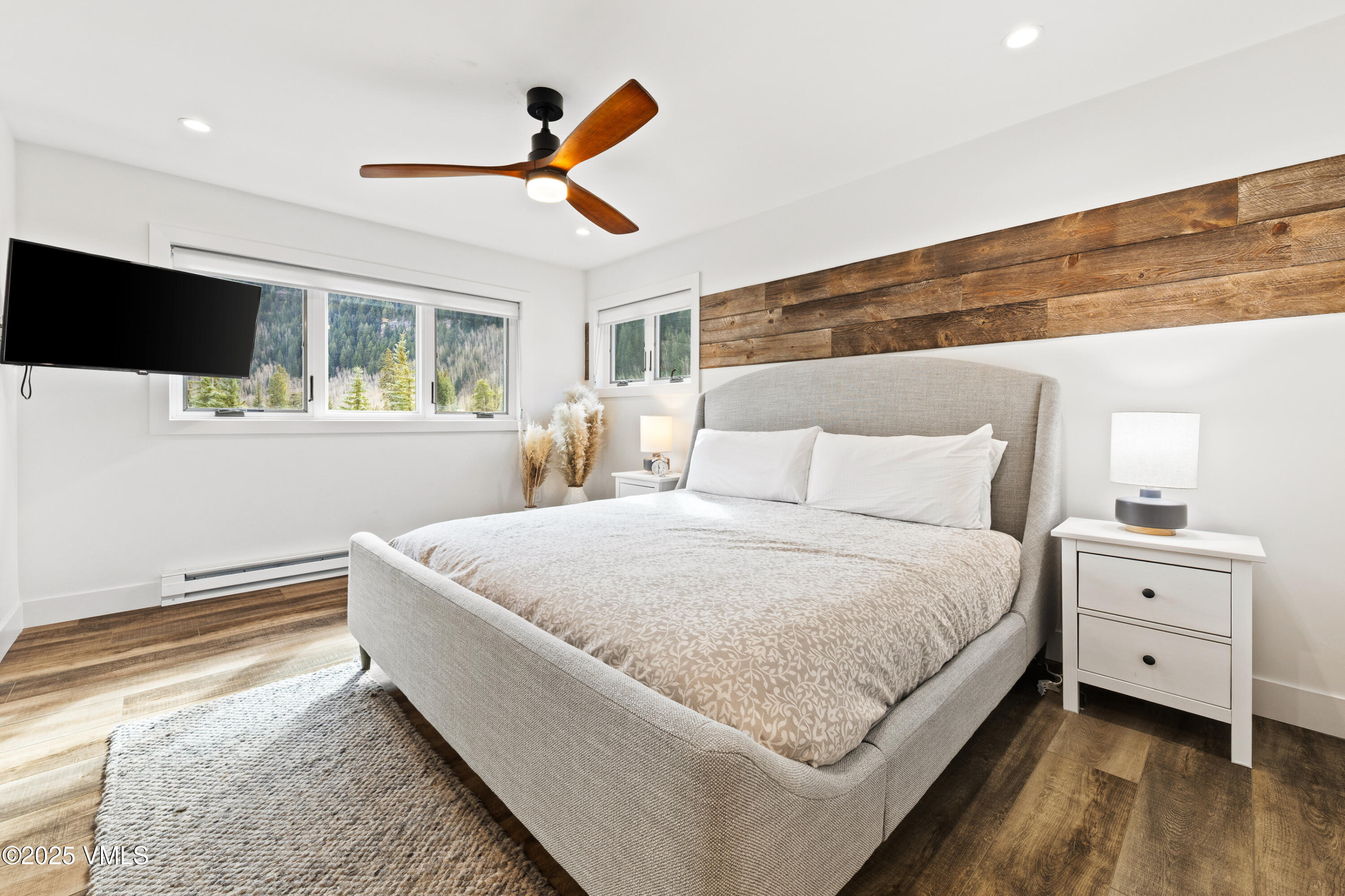 3850 Fall Line Drive, 21 21