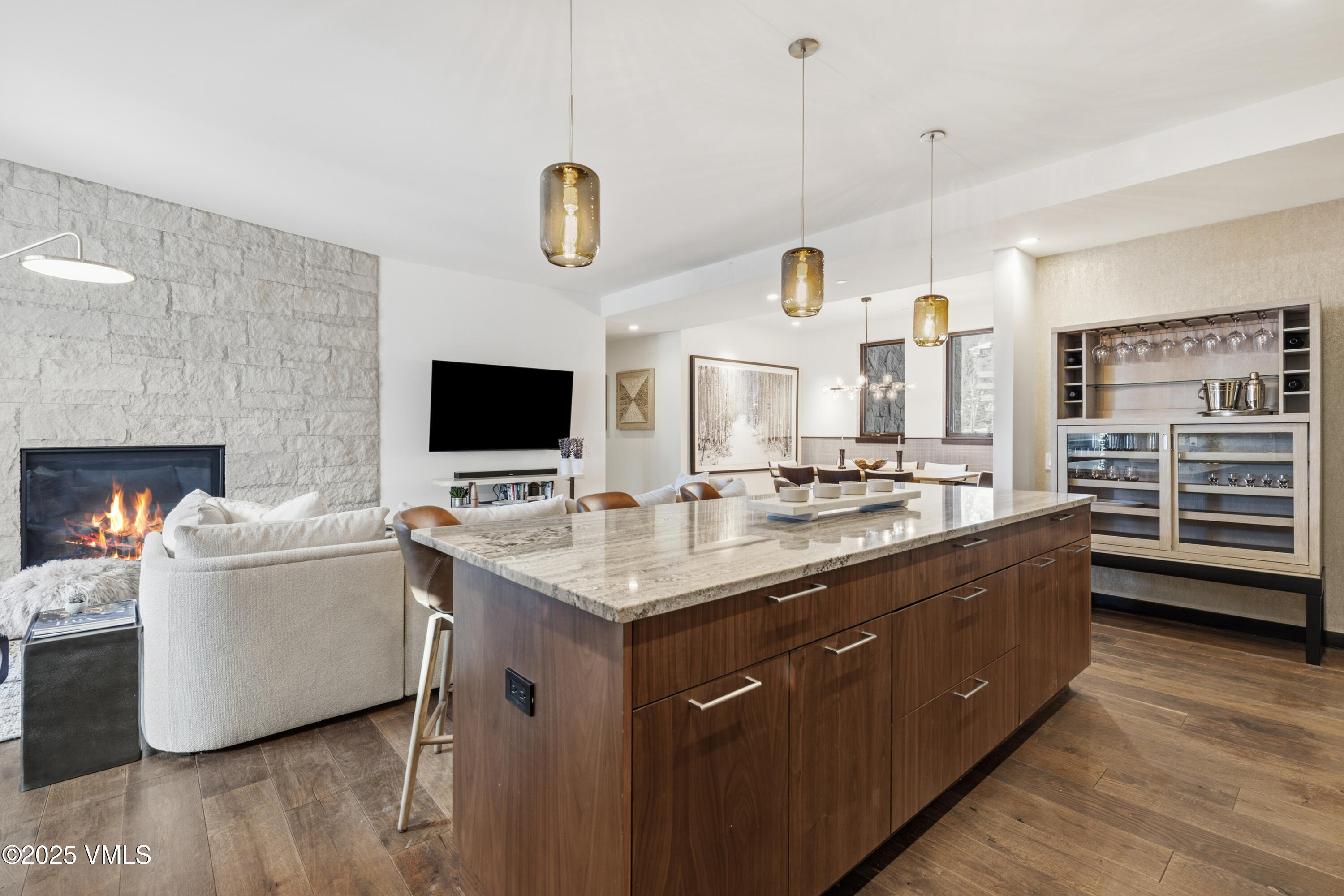 701 W Lionshead E307