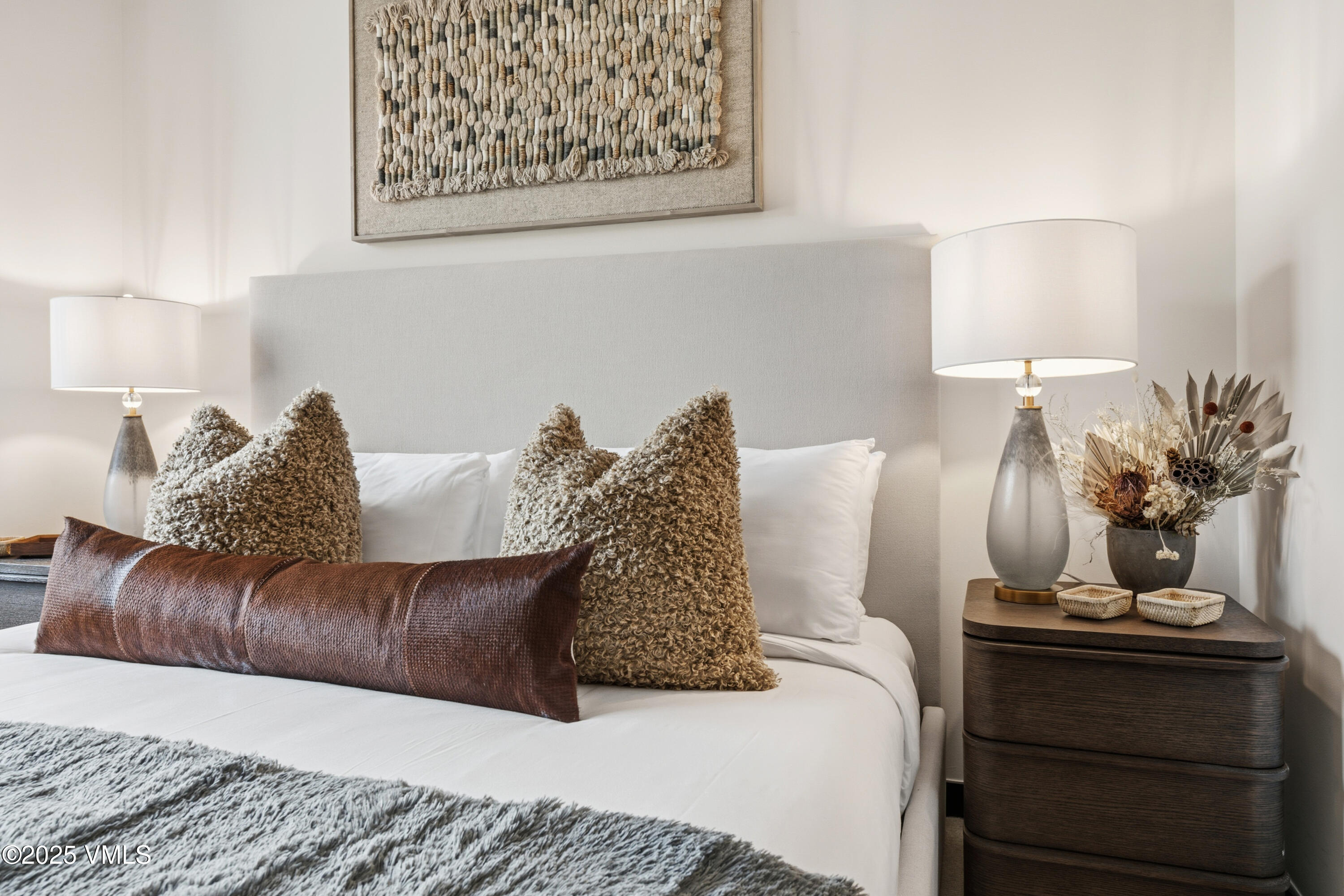 701 W Lionshead E307