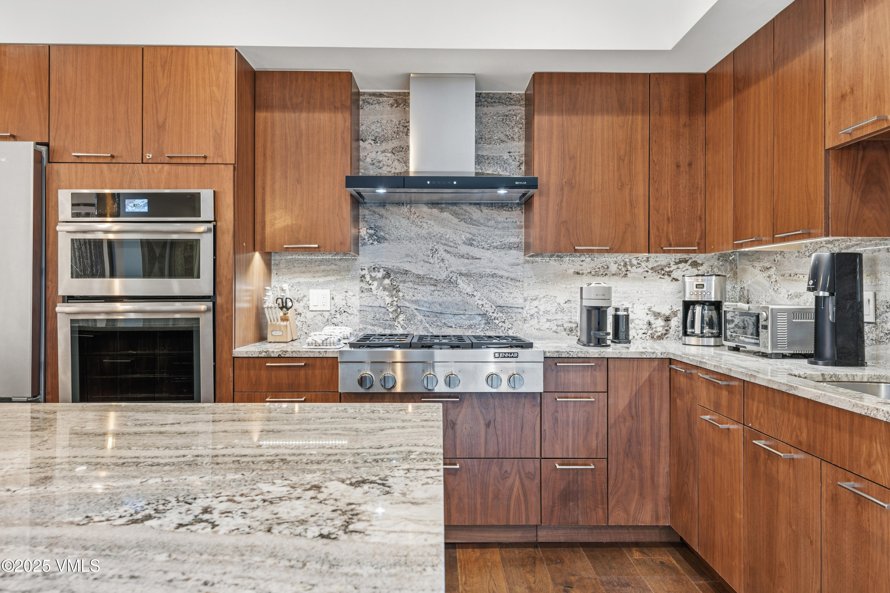 701 W Lionshead E307