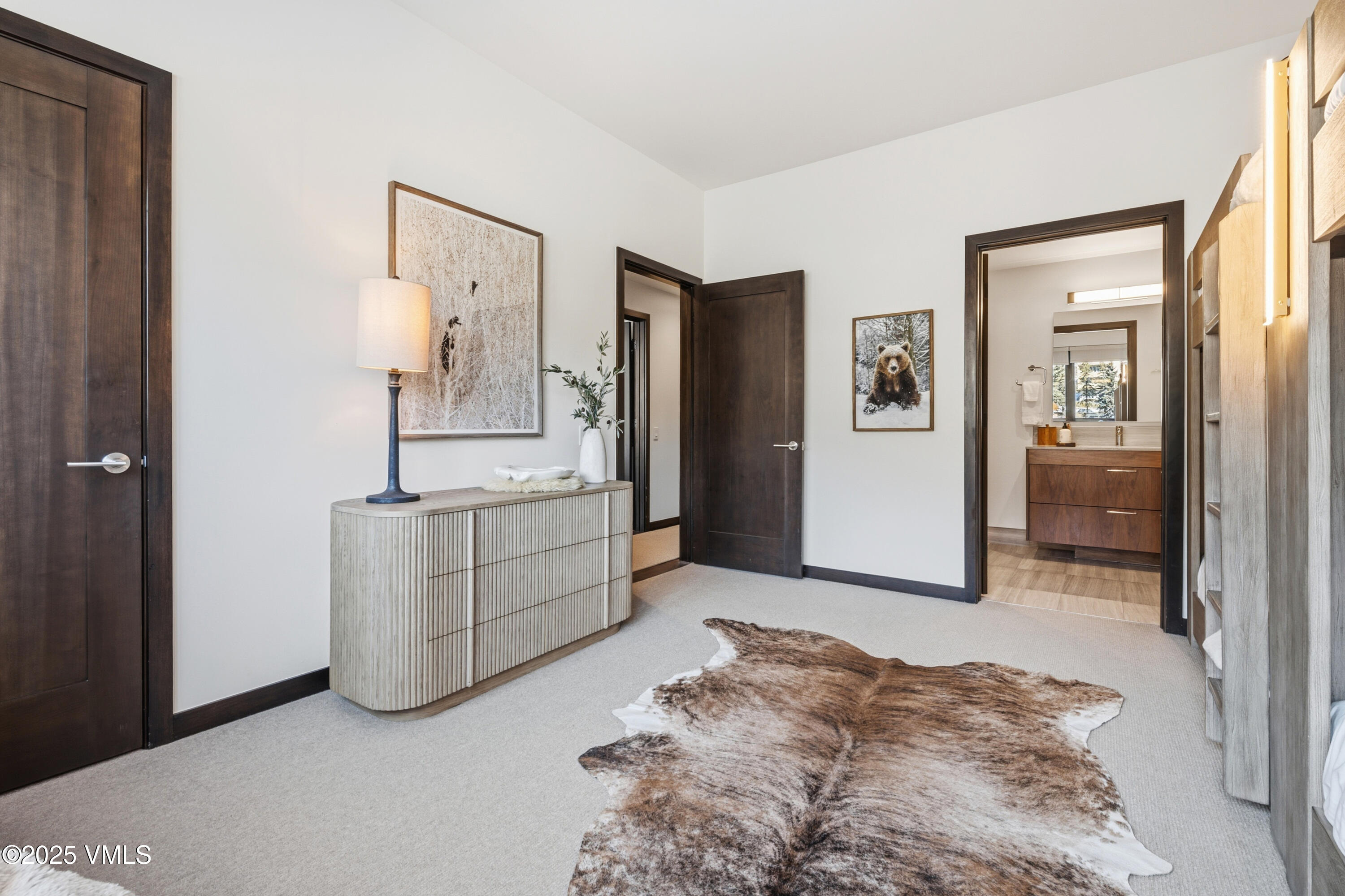 701 W Lionshead E307