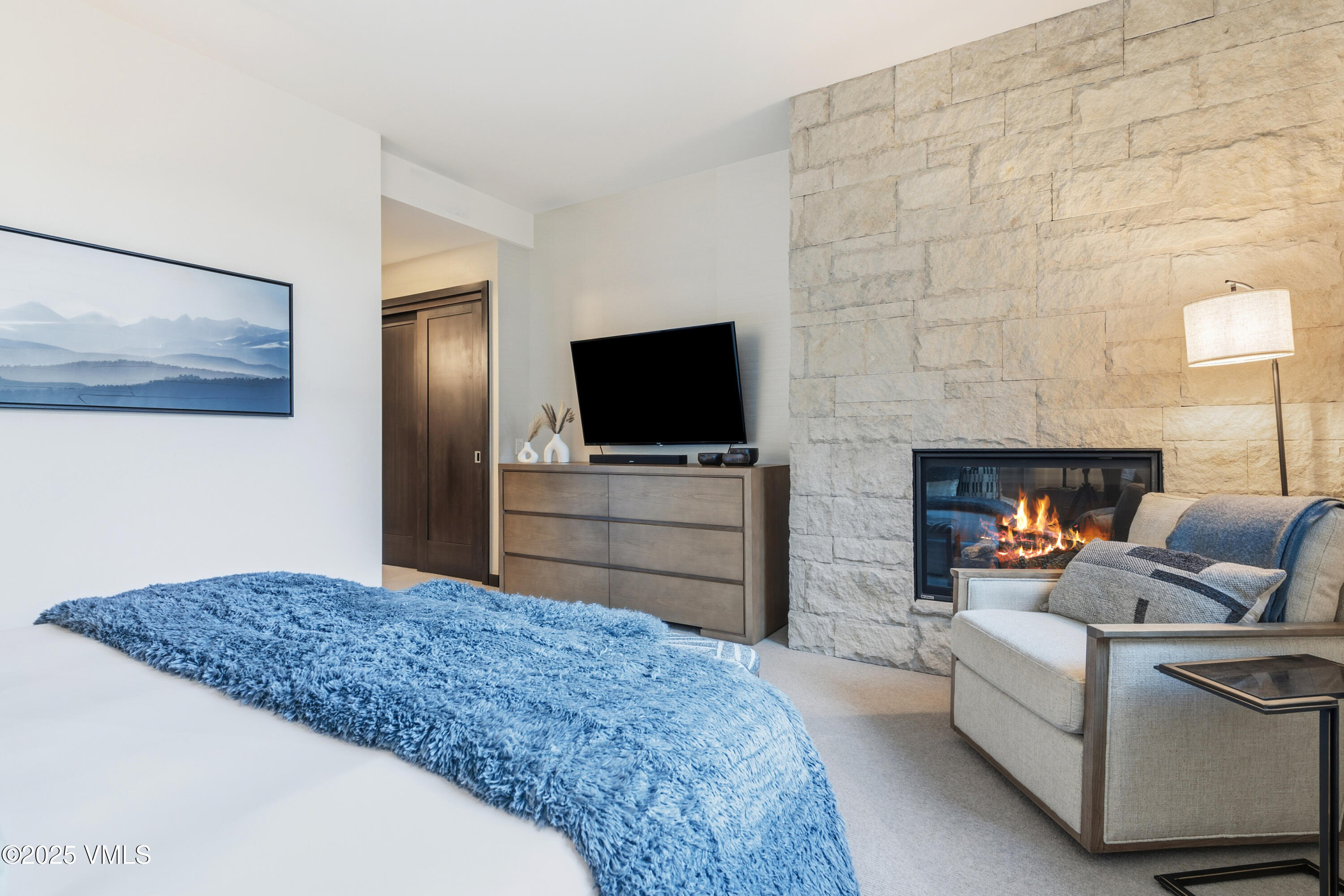 701 W Lionshead E307