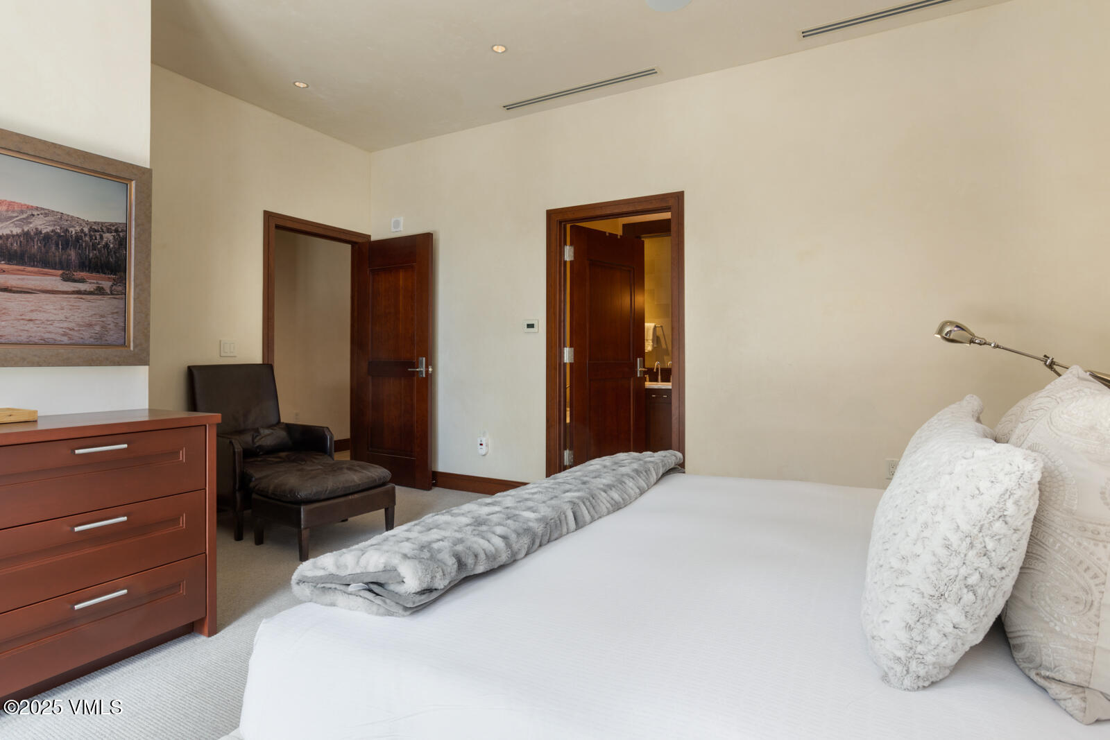 141 E Meadow 2A SOUTH