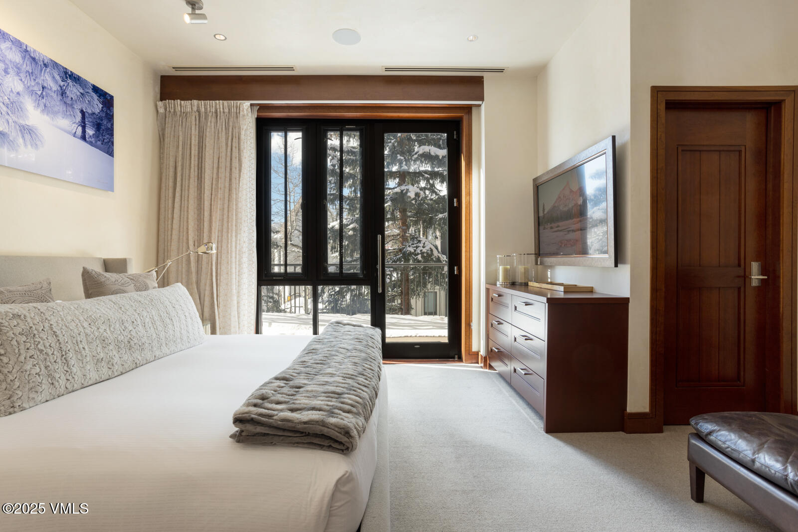 141 E Meadow 2A SOUTH