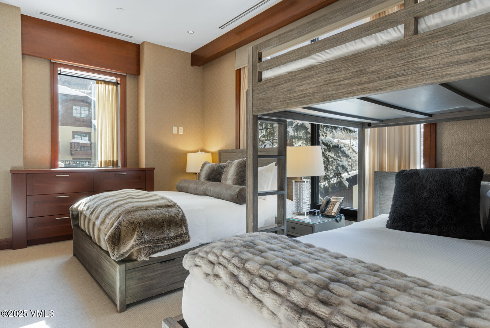 141 E Meadow 2A SOUTH