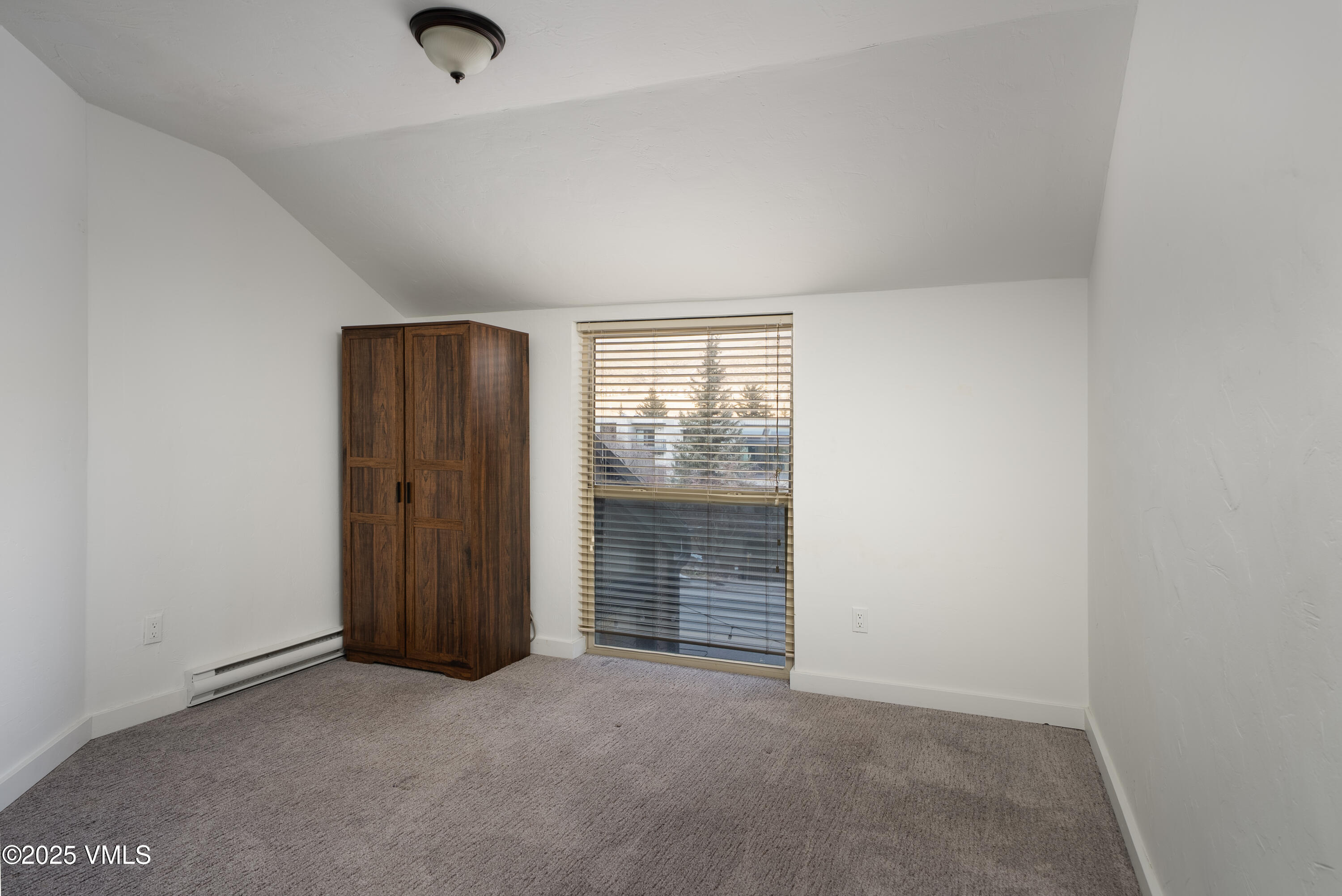 16 Eagle-Vail Road A-1