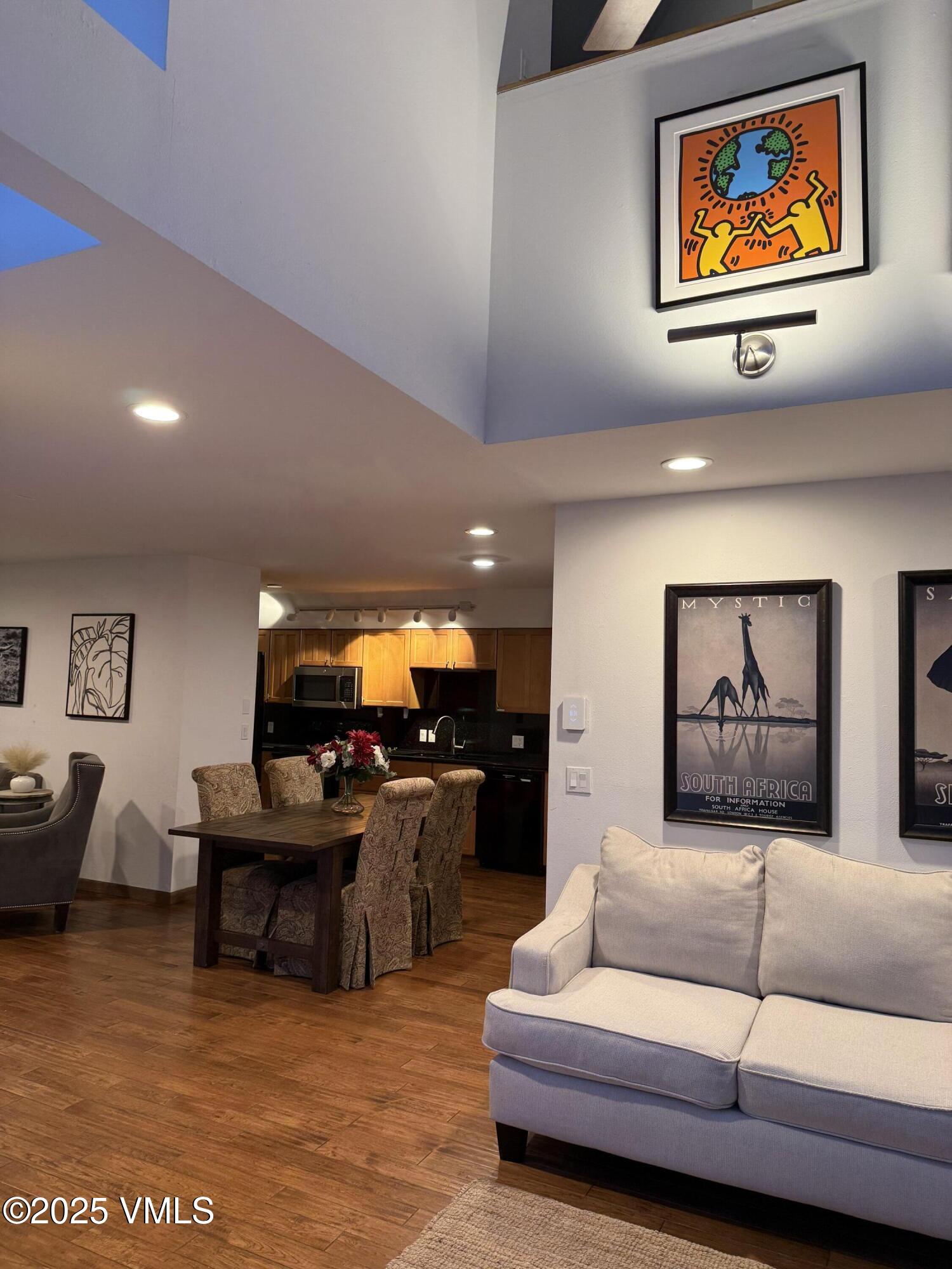 16 Eagle-Vail Road A-1