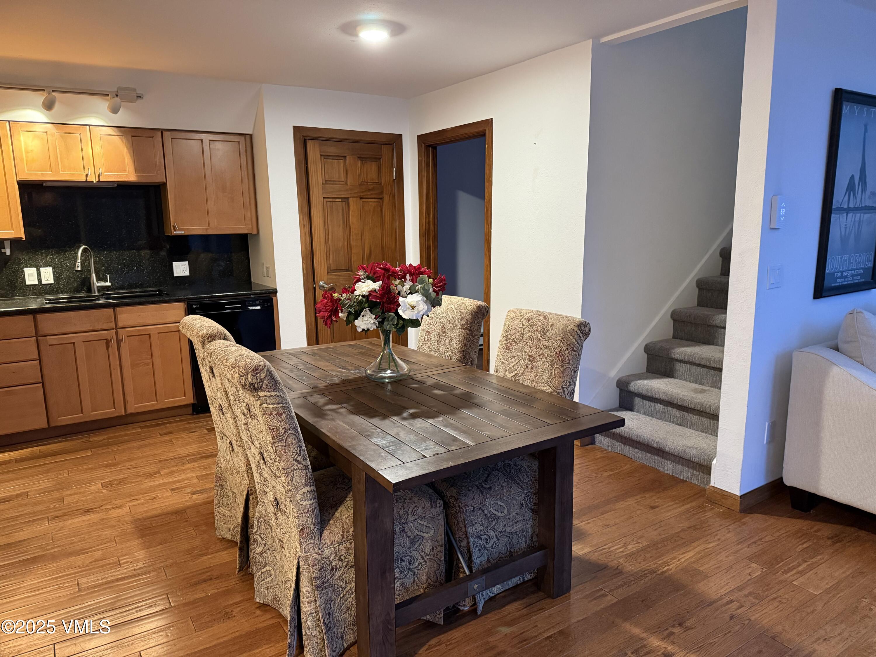 16 Eagle-Vail Road A-1