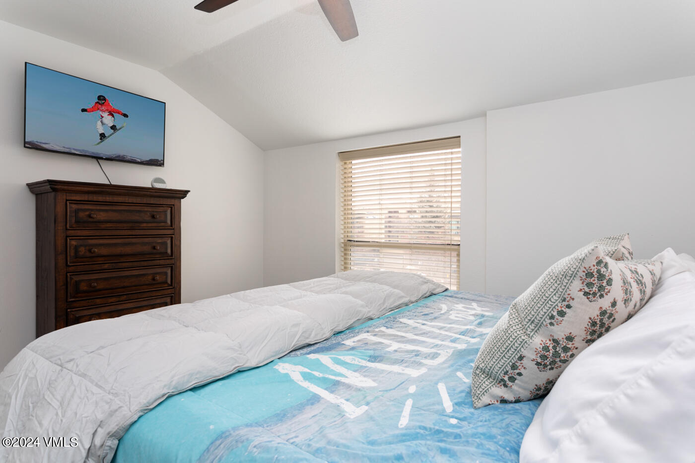 16 Eagle-Vail Road A-1