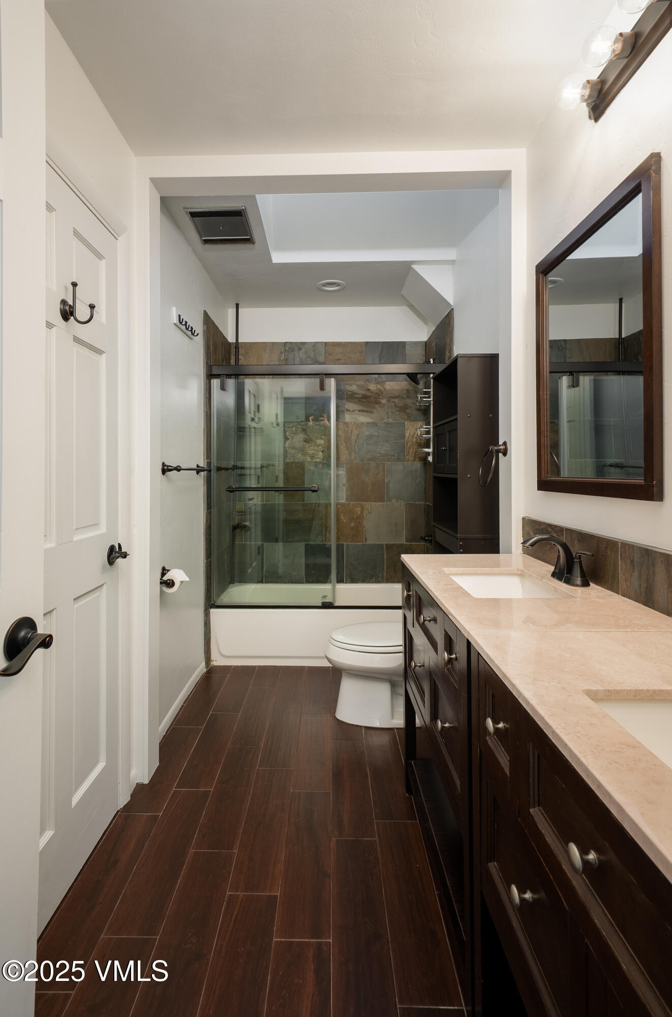 16 Eagle-Vail Road A-1