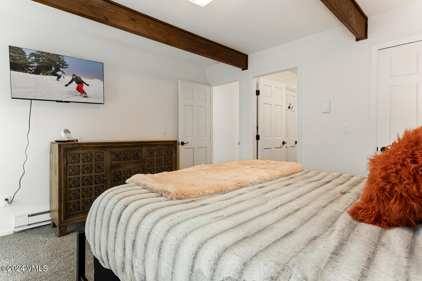 16 Eagle-Vail Road A-1