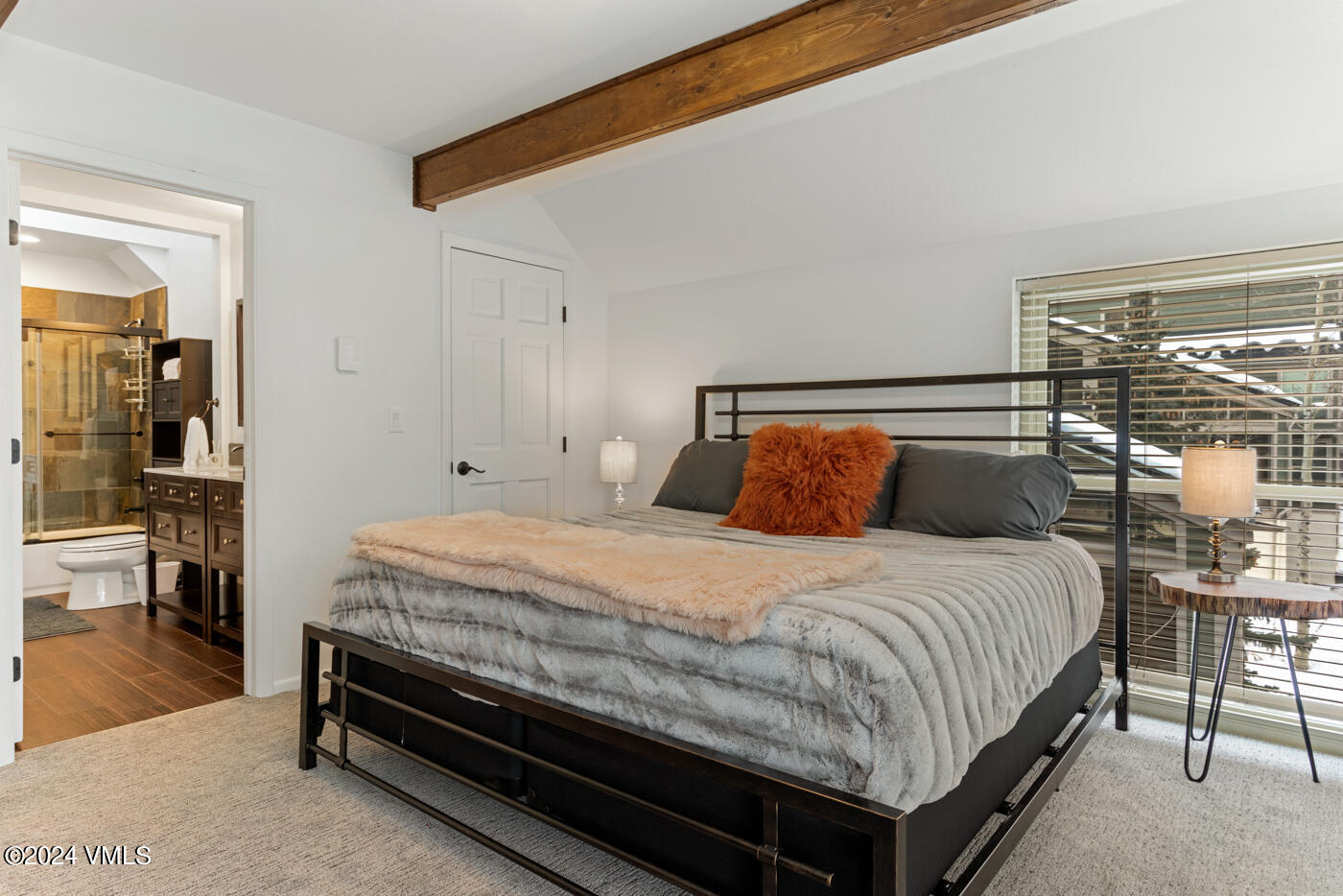 16 Eagle-Vail Road A-1