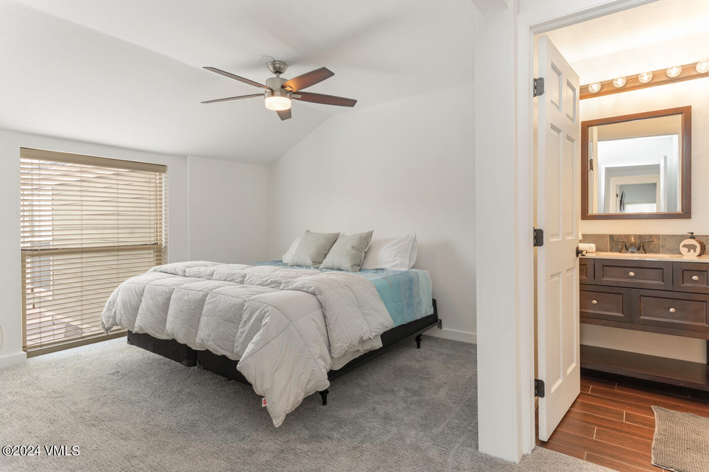 16 Eagle-Vail Road A-1