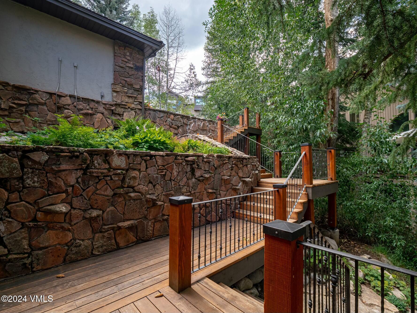 165 S Fairway Drive