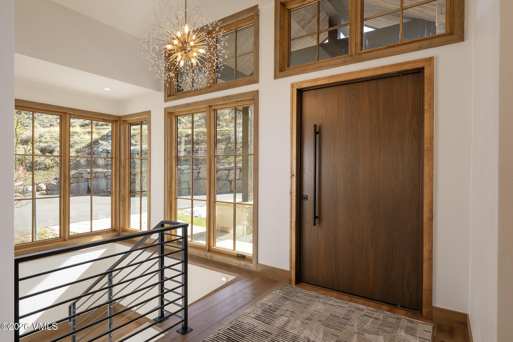 5205 Longsun Lane