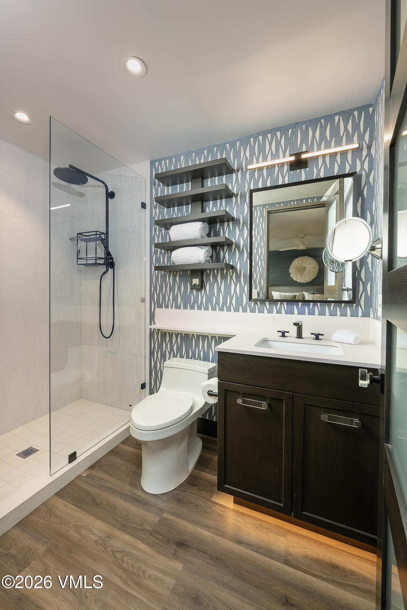 124 Willow Bridge UNIT 3C/D