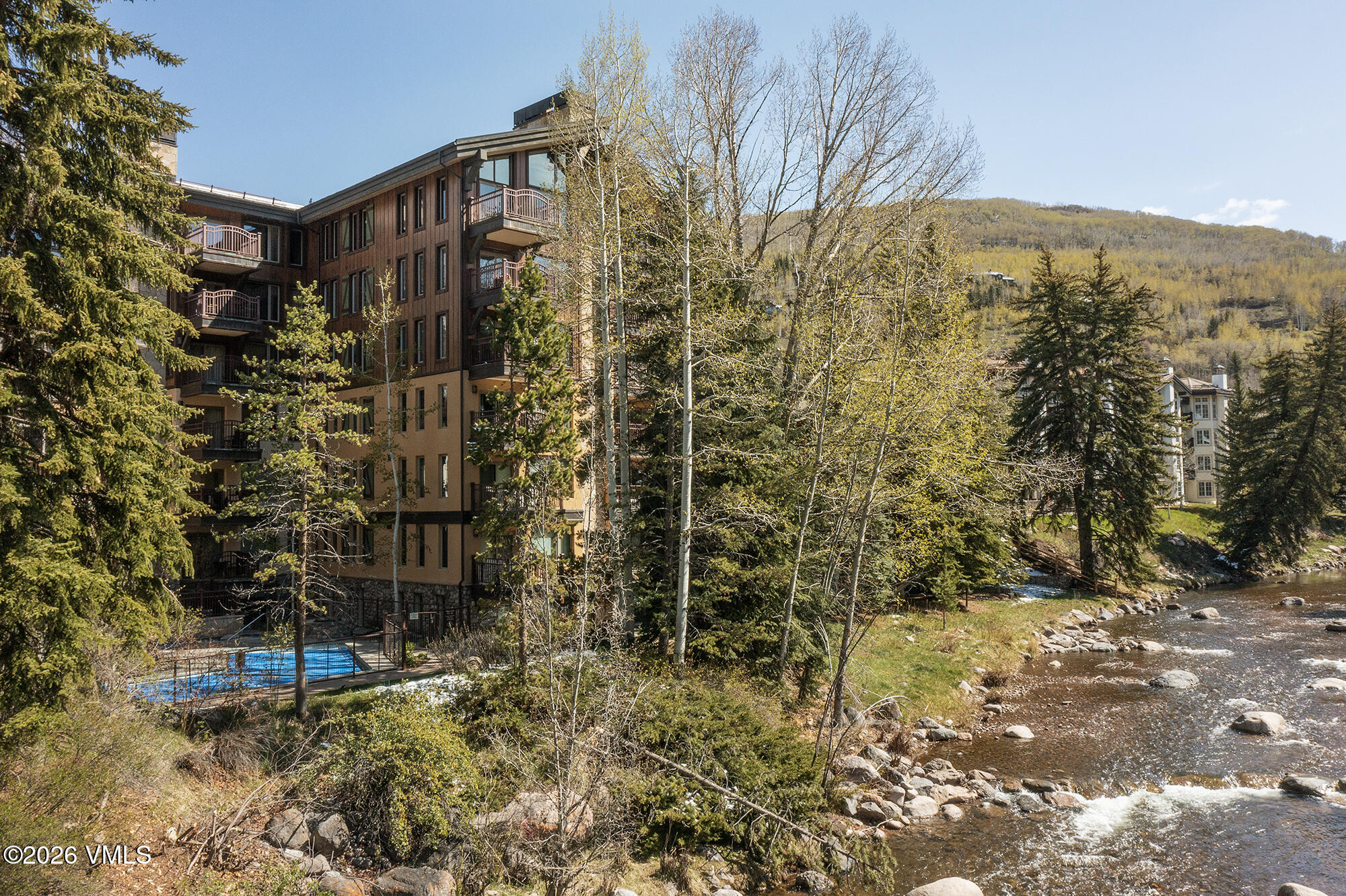 124 Willow Bridge UNIT 3C/D