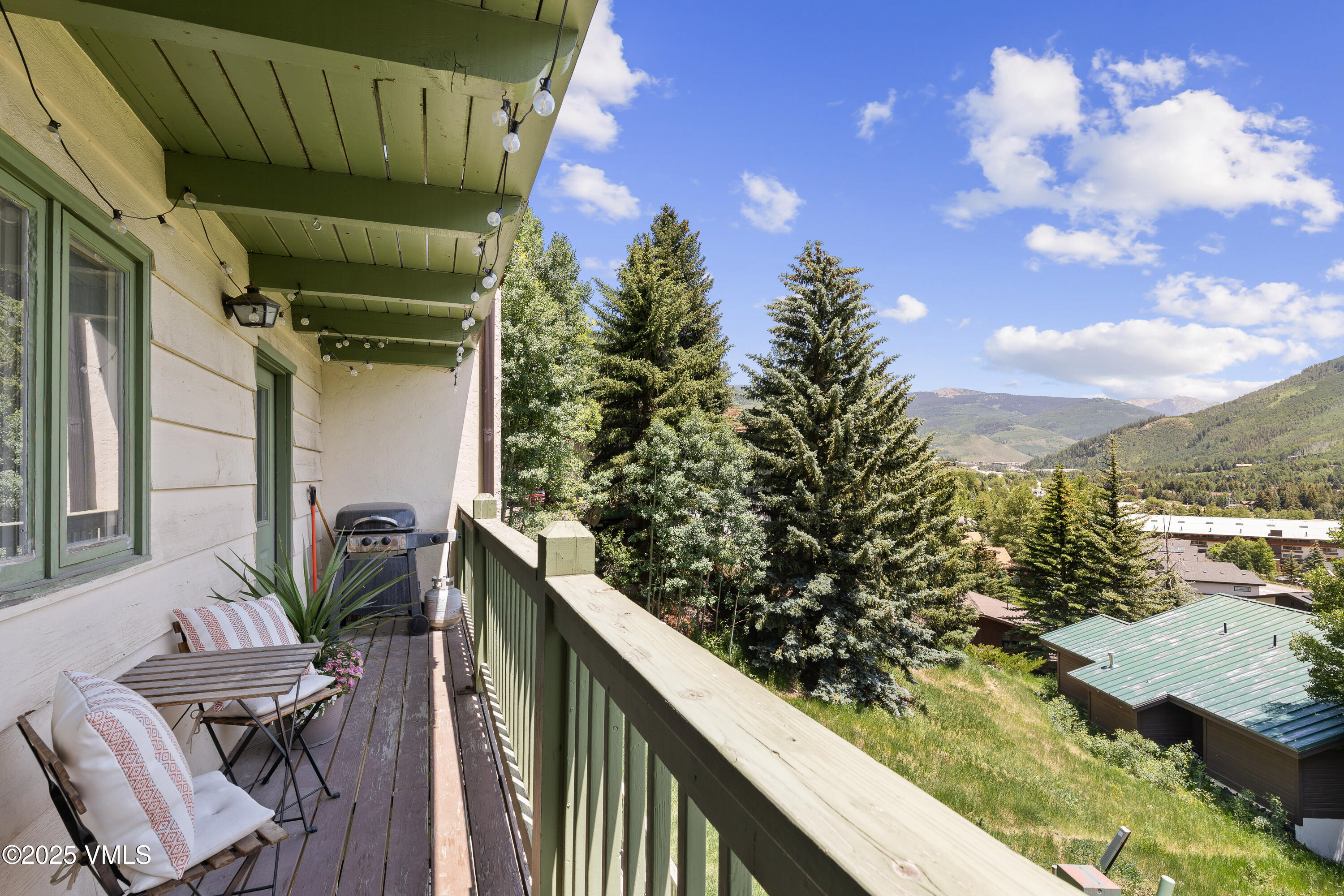 2448 Garmisch Drive APT 7
