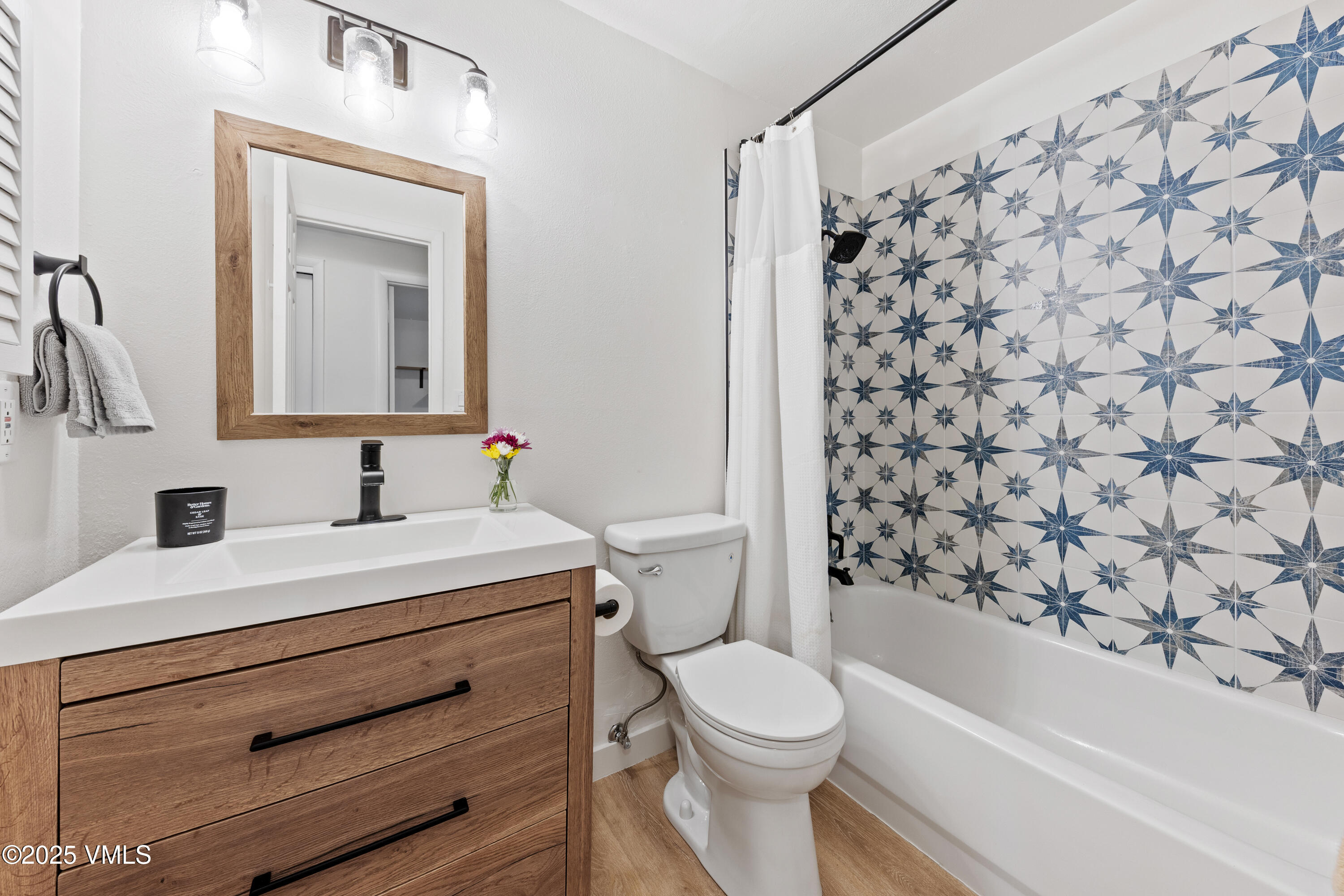 2448 Garmisch Drive APT 7