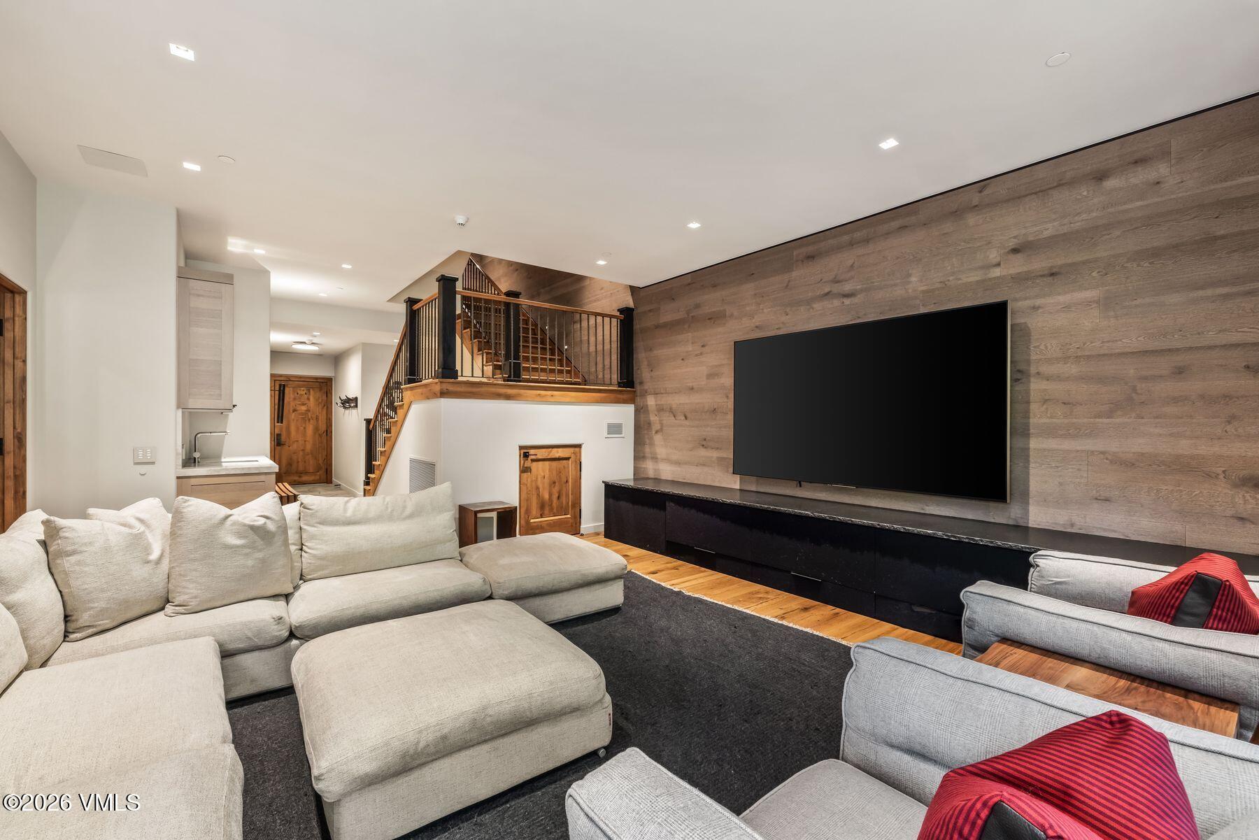 825 W Forest Road 3