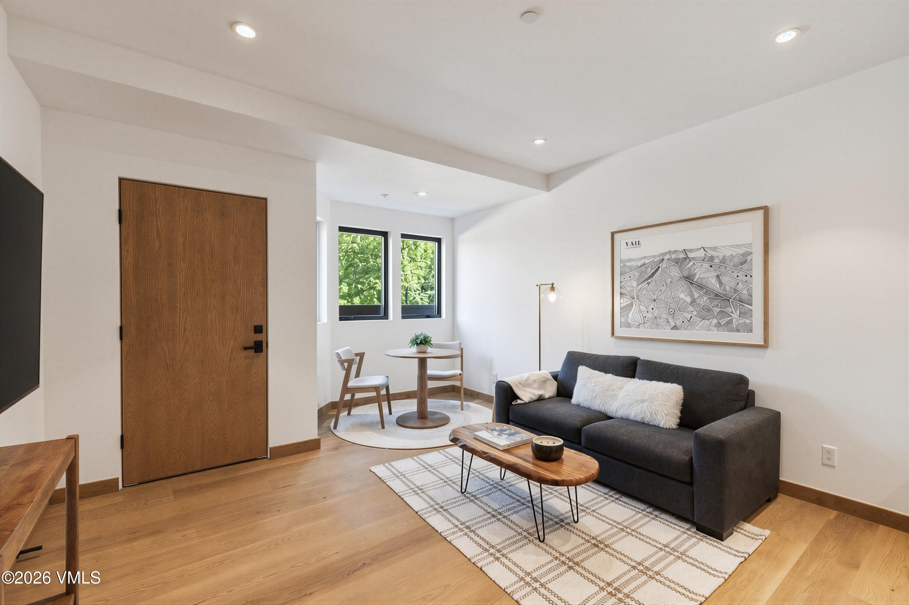 137 Benchmark Road