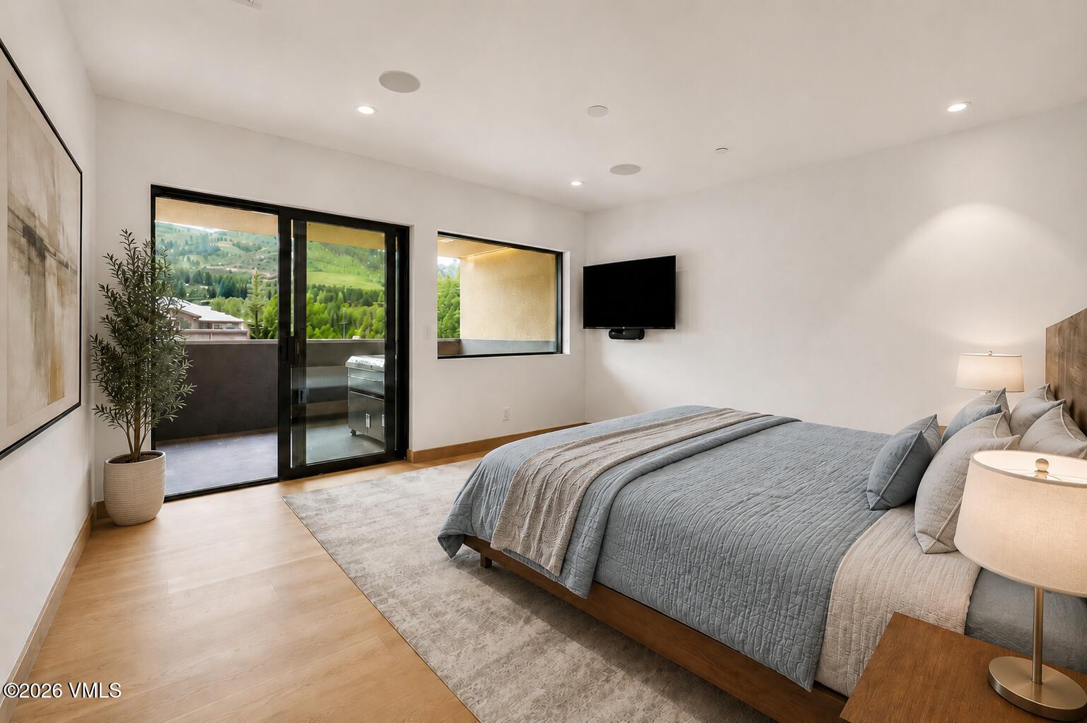 137 Benchmark Road